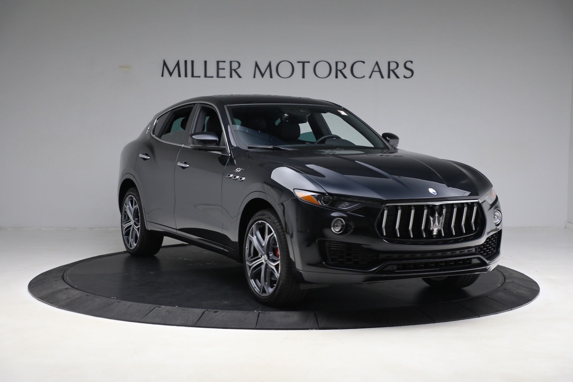 New-2023-Maserati-Levante-GT