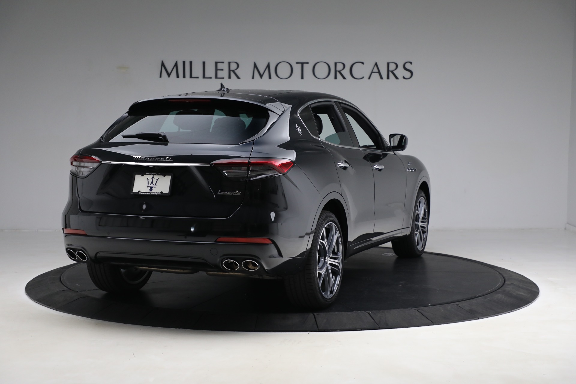 New-2023-Maserati-Levante-GT