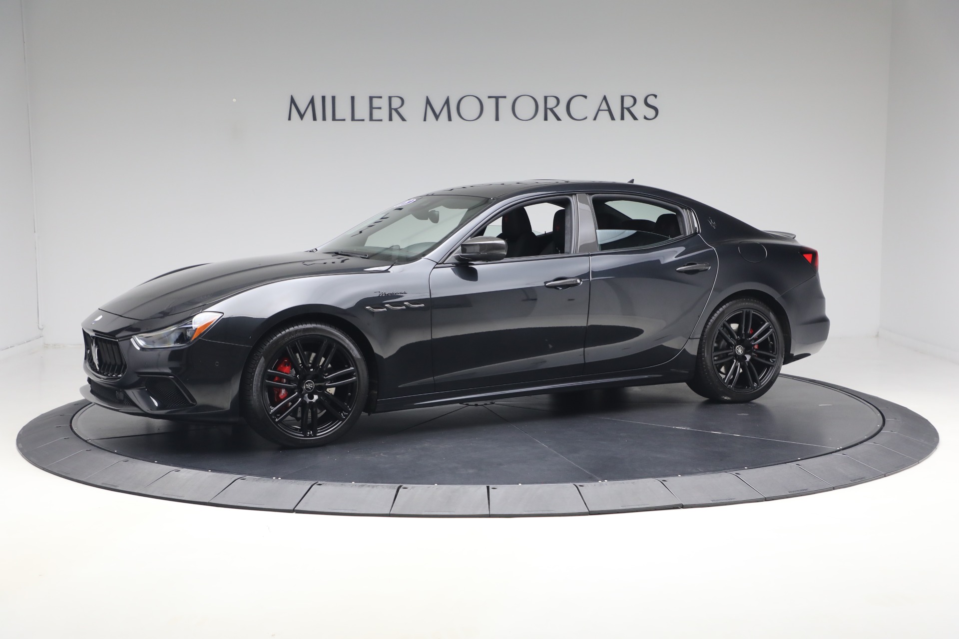 Used-2023-Maserati-Ghibli-Modena-Q4