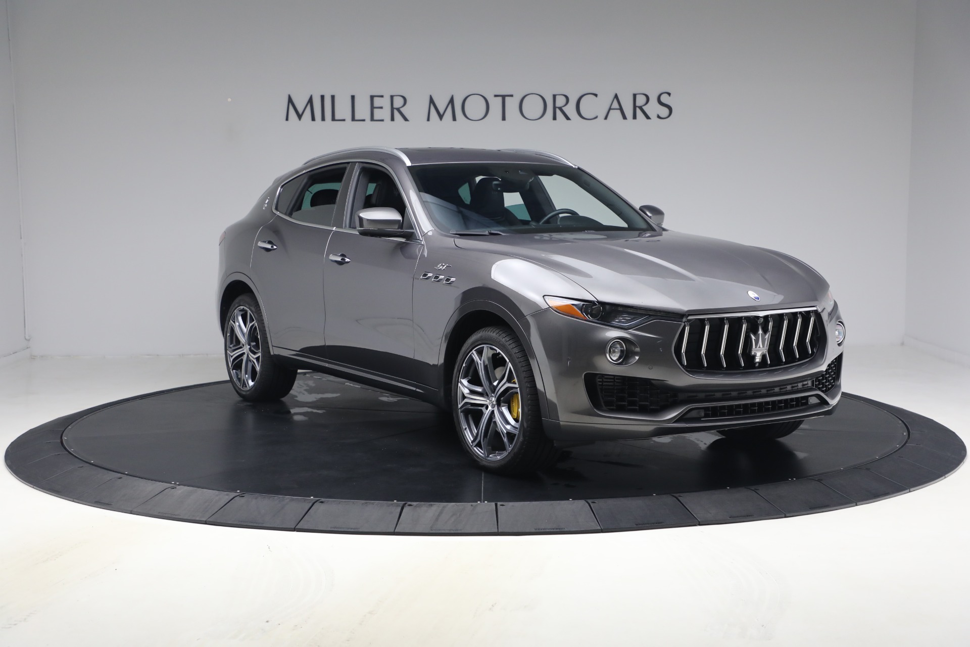 Used-2023-Maserati-Levante-GT
