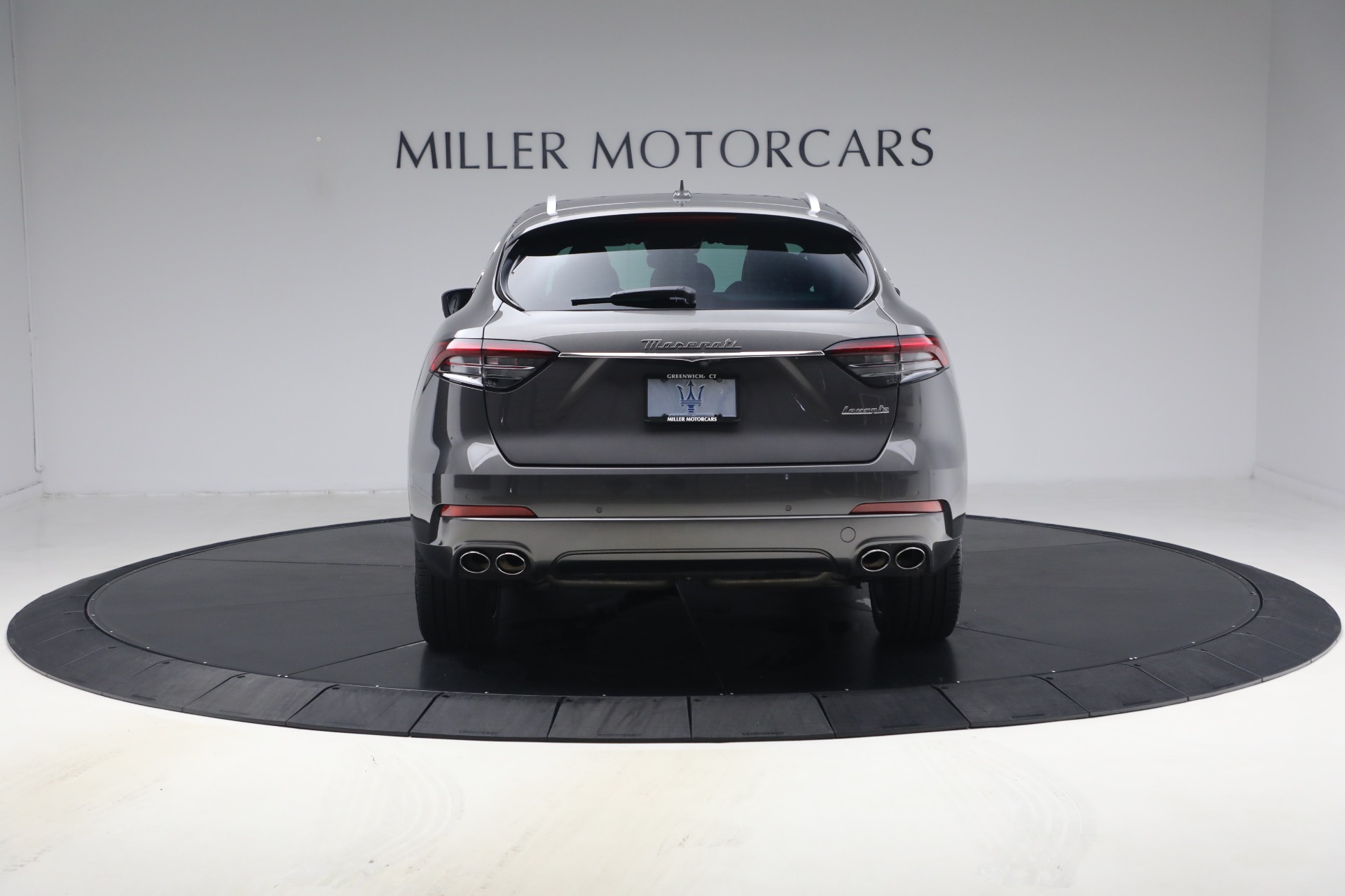 Used-2023-Maserati-Levante-GT
