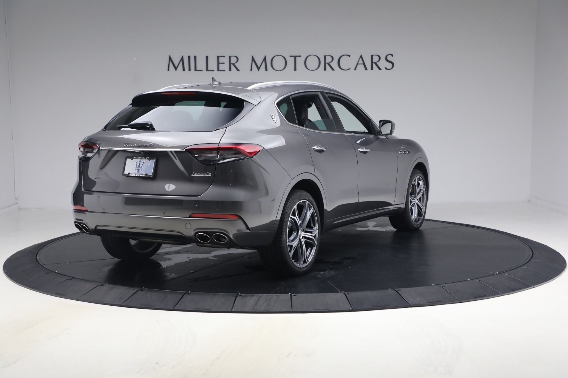 Used-2023-Maserati-Levante-GT