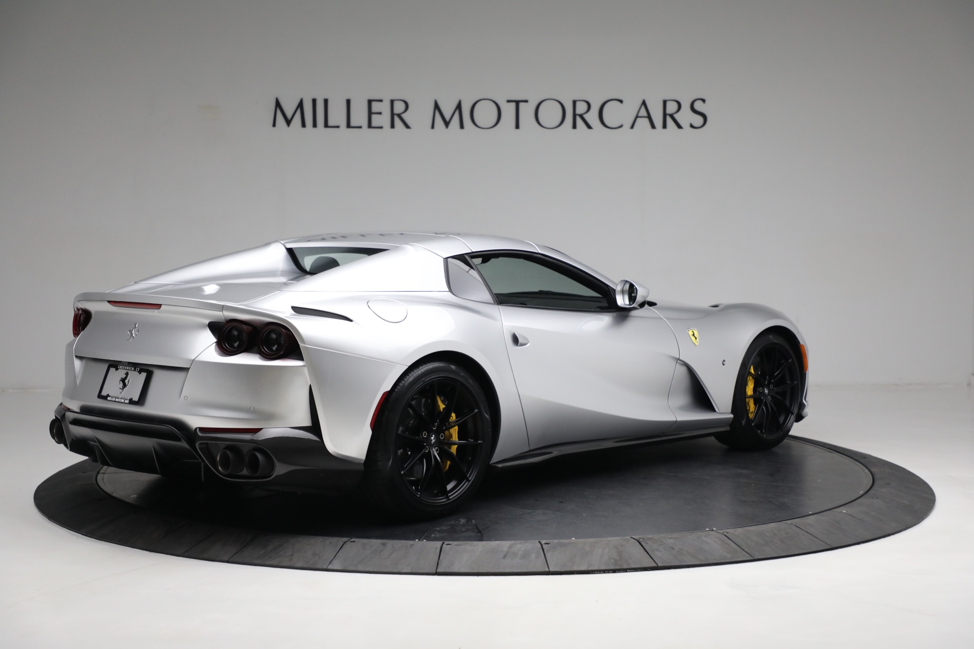 Used-2022-Ferrari-812-GTS