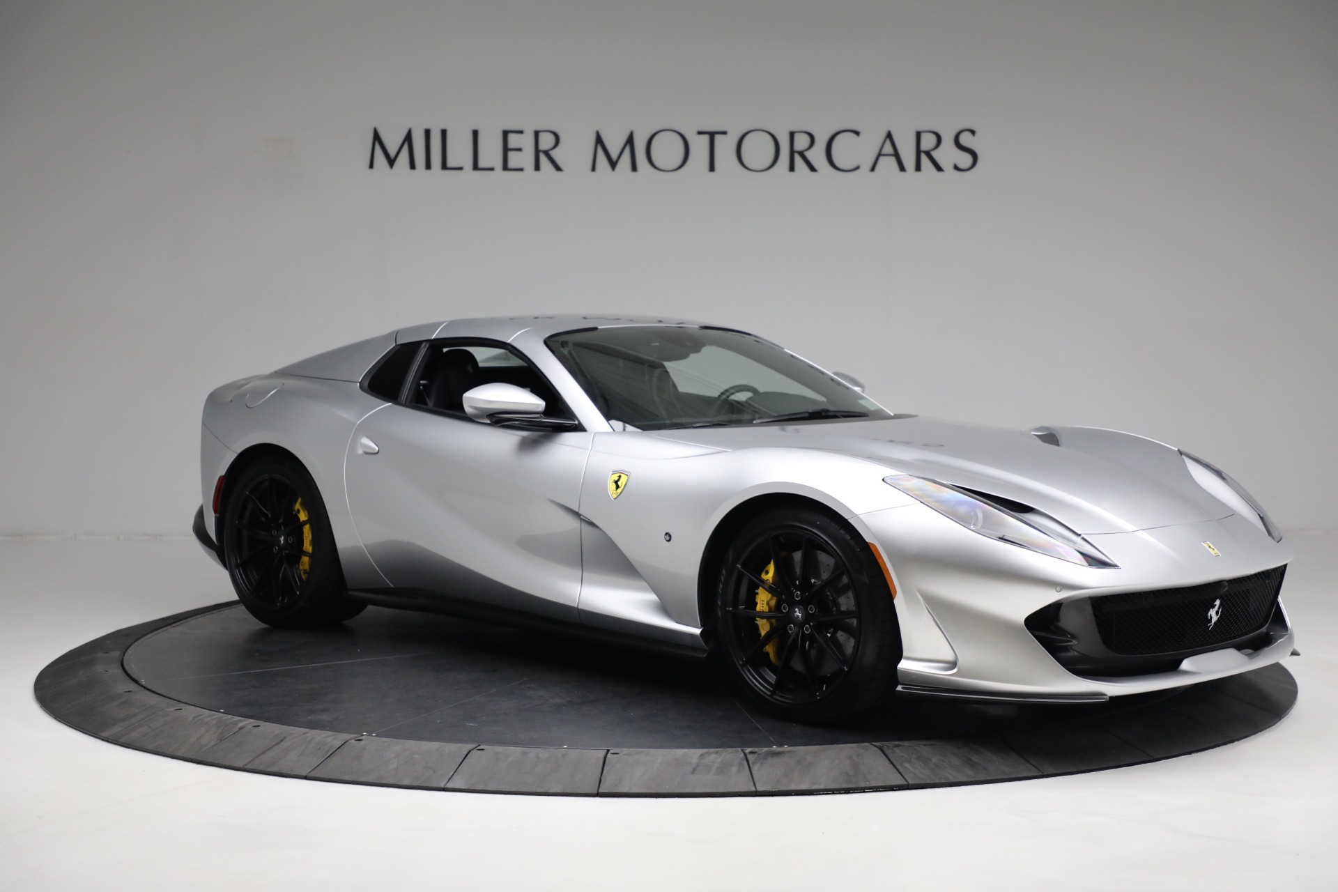 Used-2022-Ferrari-812-GTS
