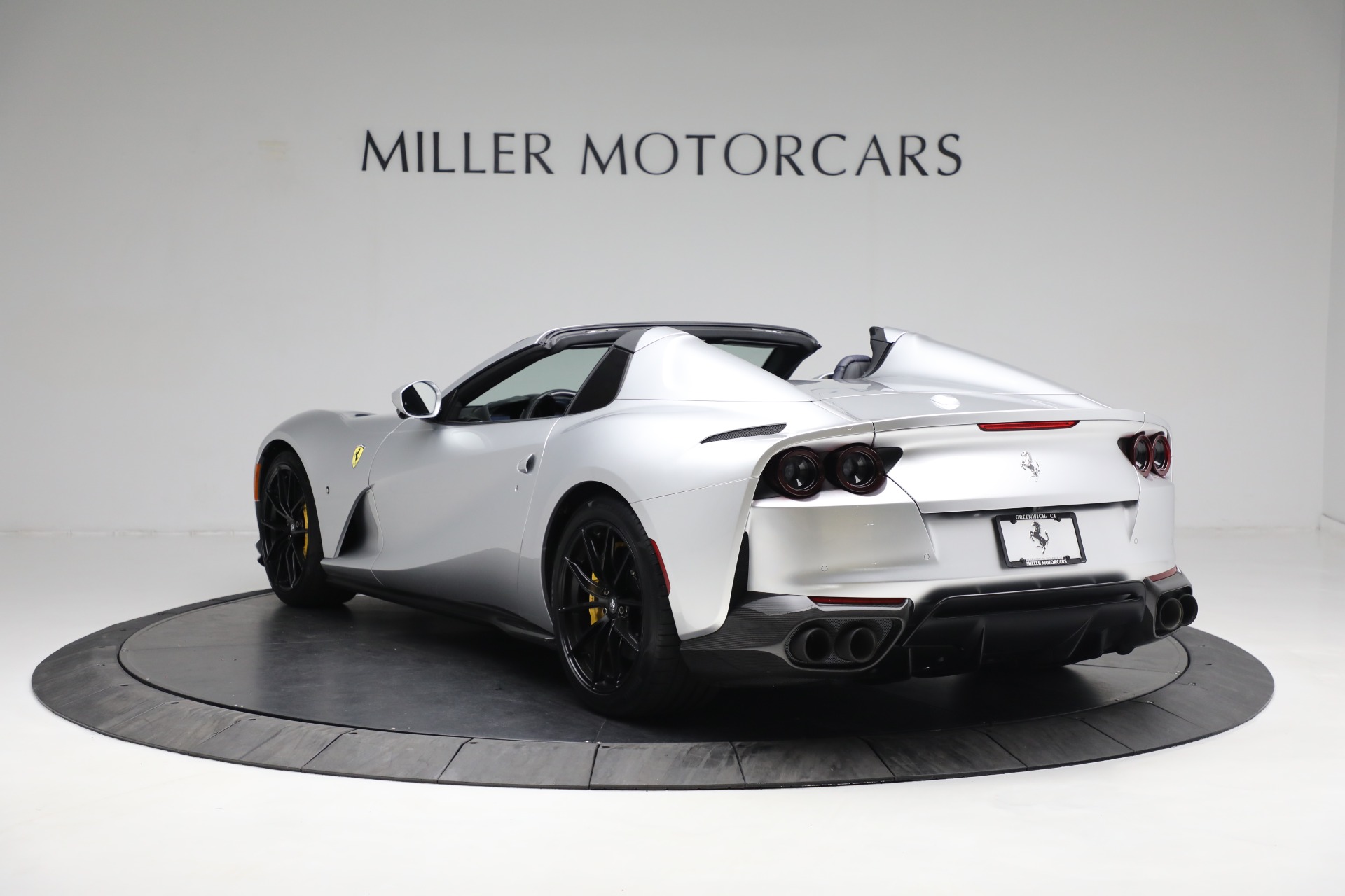 Used-2022-Ferrari-812-GTS
