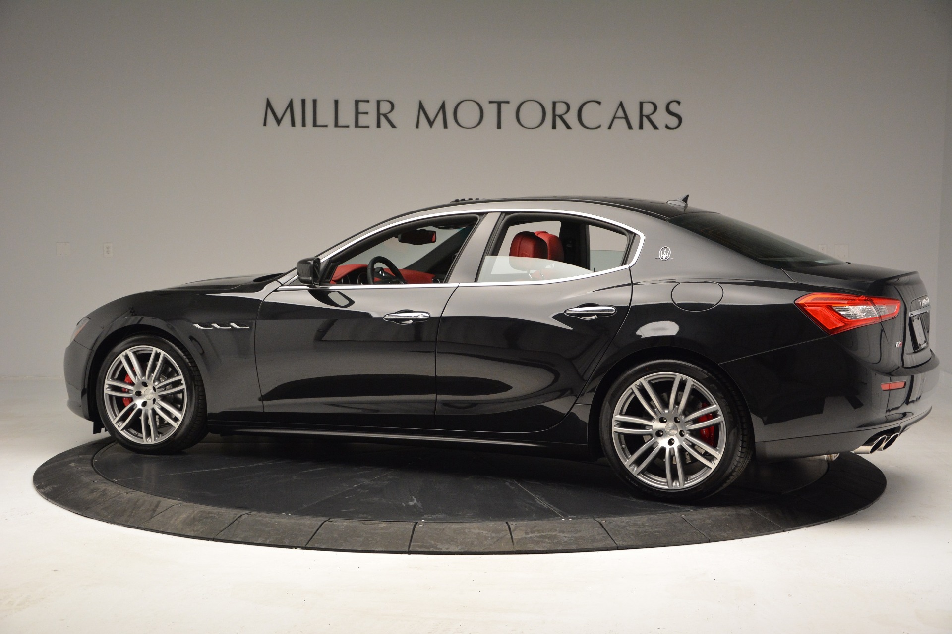 New-2017-Maserati-Ghibli-S-Q4