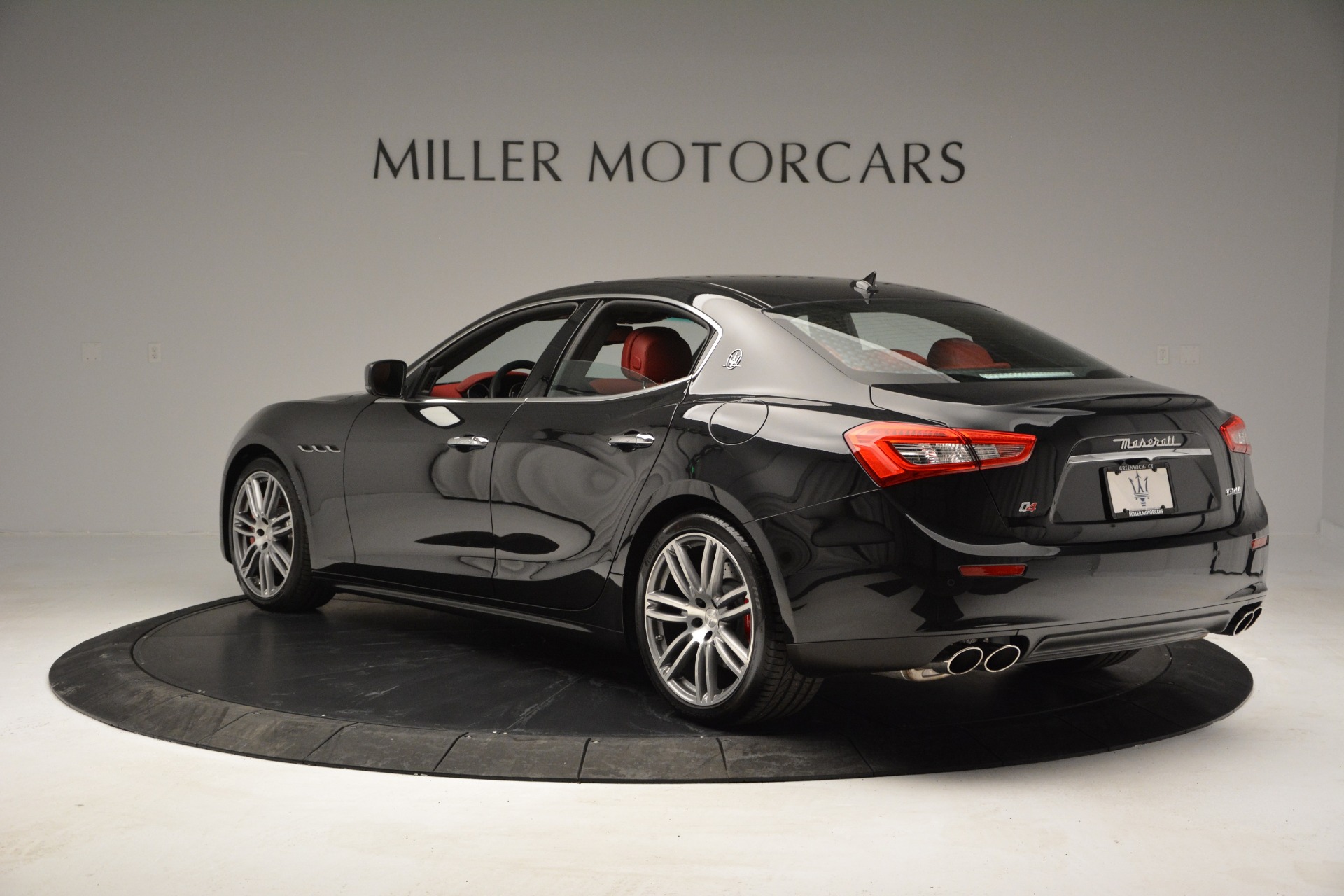 New-2017-Maserati-Ghibli-S-Q4