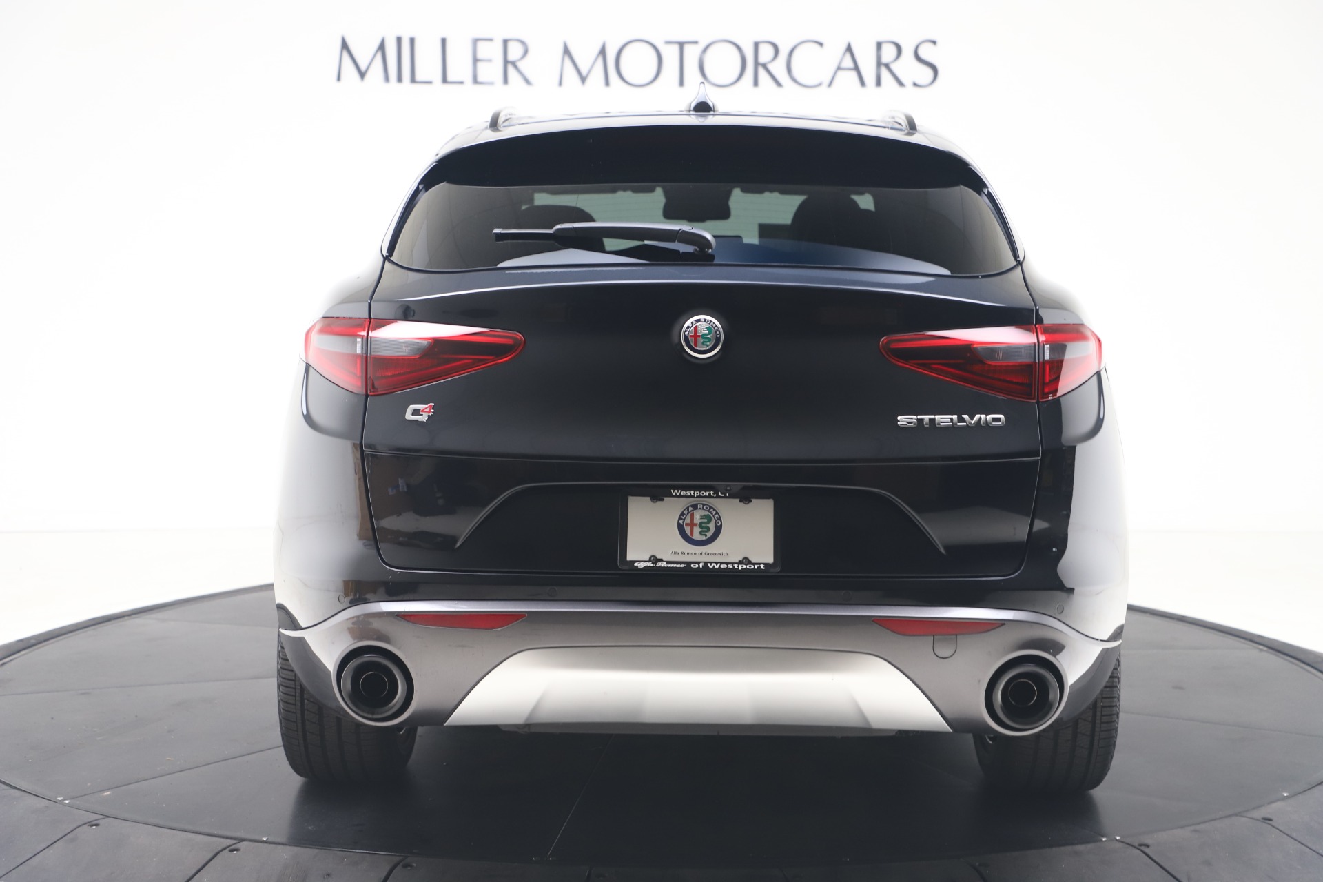 New-2023-Alfa-Romeo-Stelvio-Ti