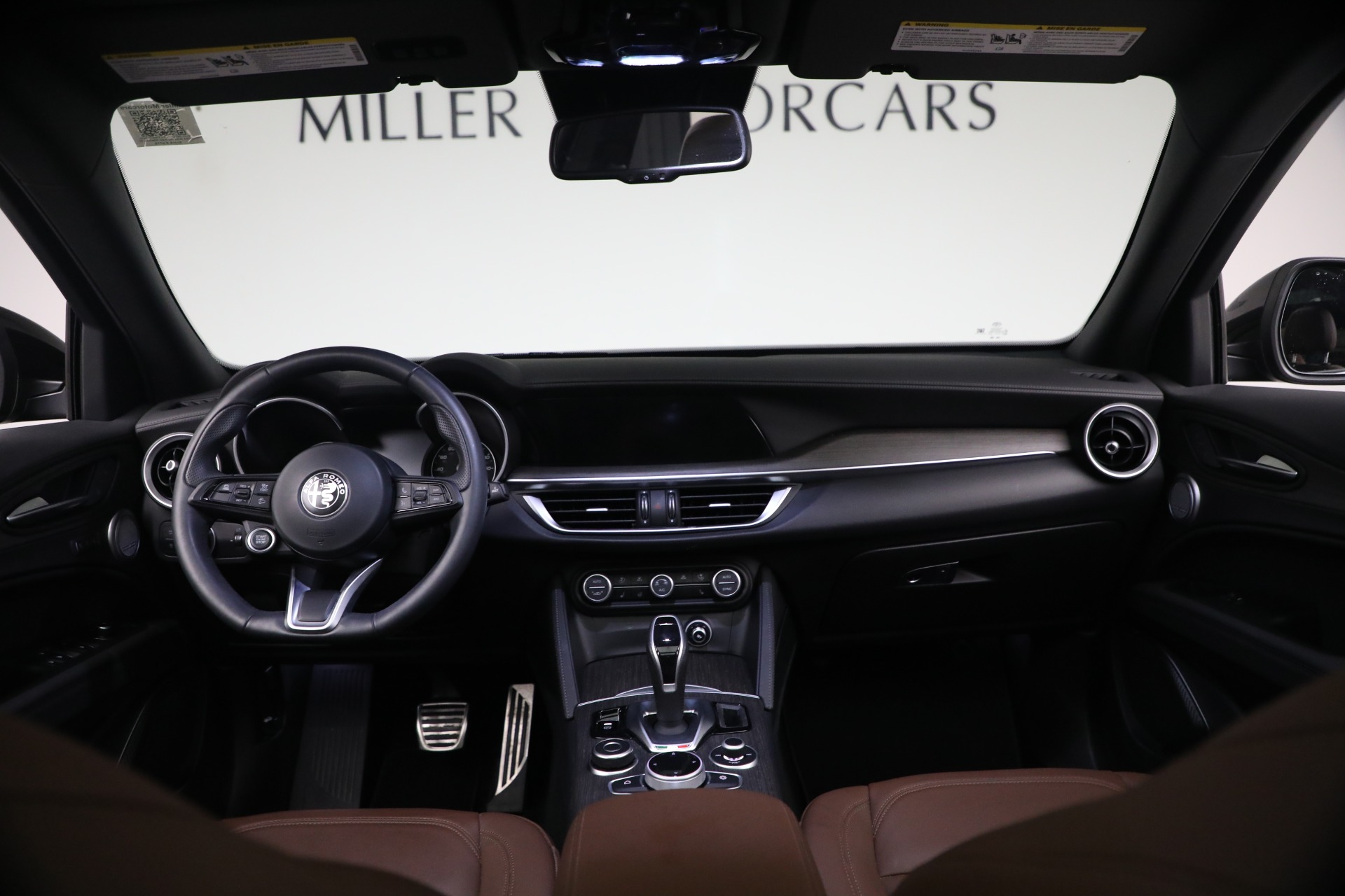 Used-2023-Alfa-Romeo-Stelvio-Ti