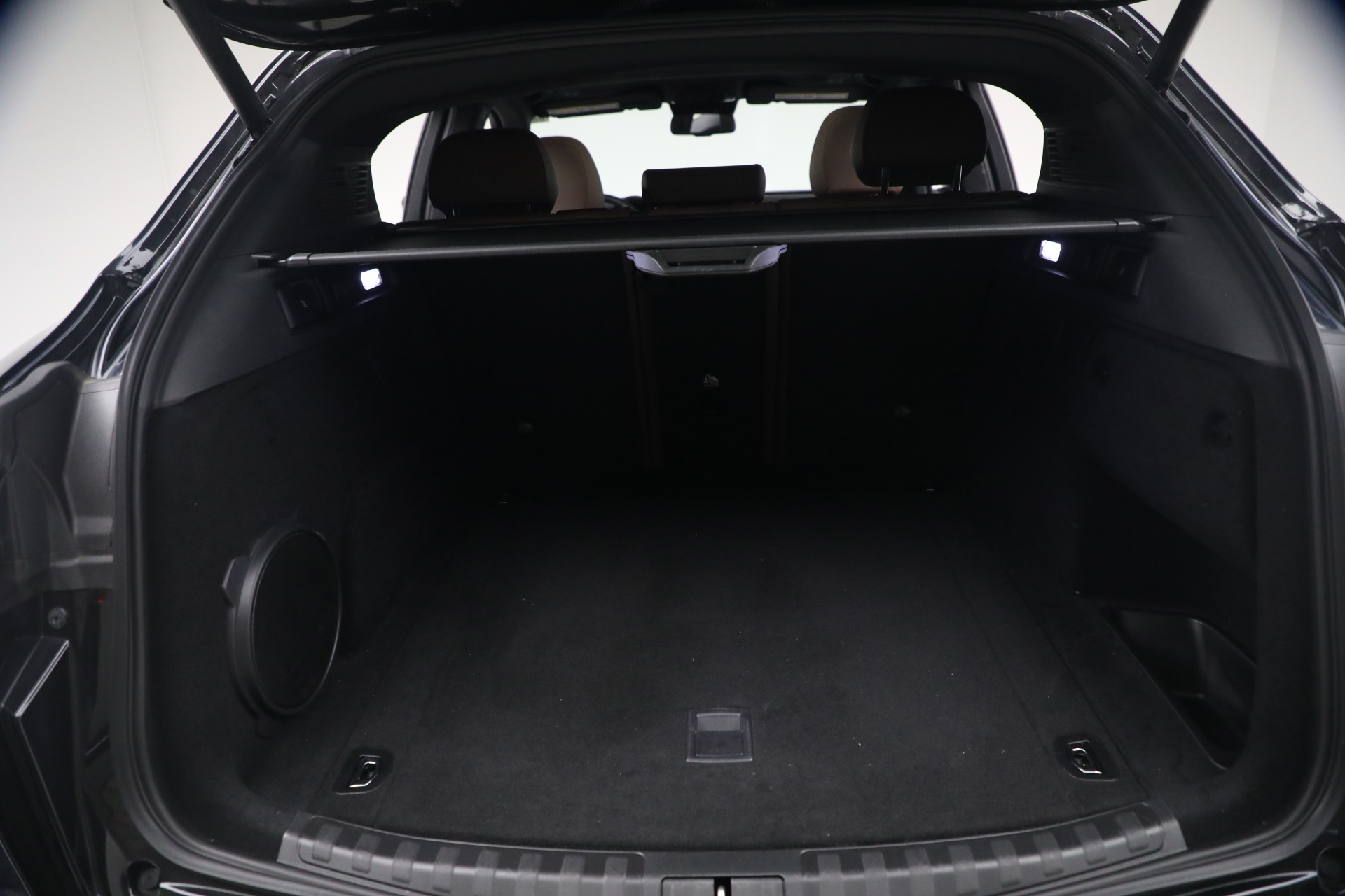 Used-2023-Alfa-Romeo-Stelvio-Ti