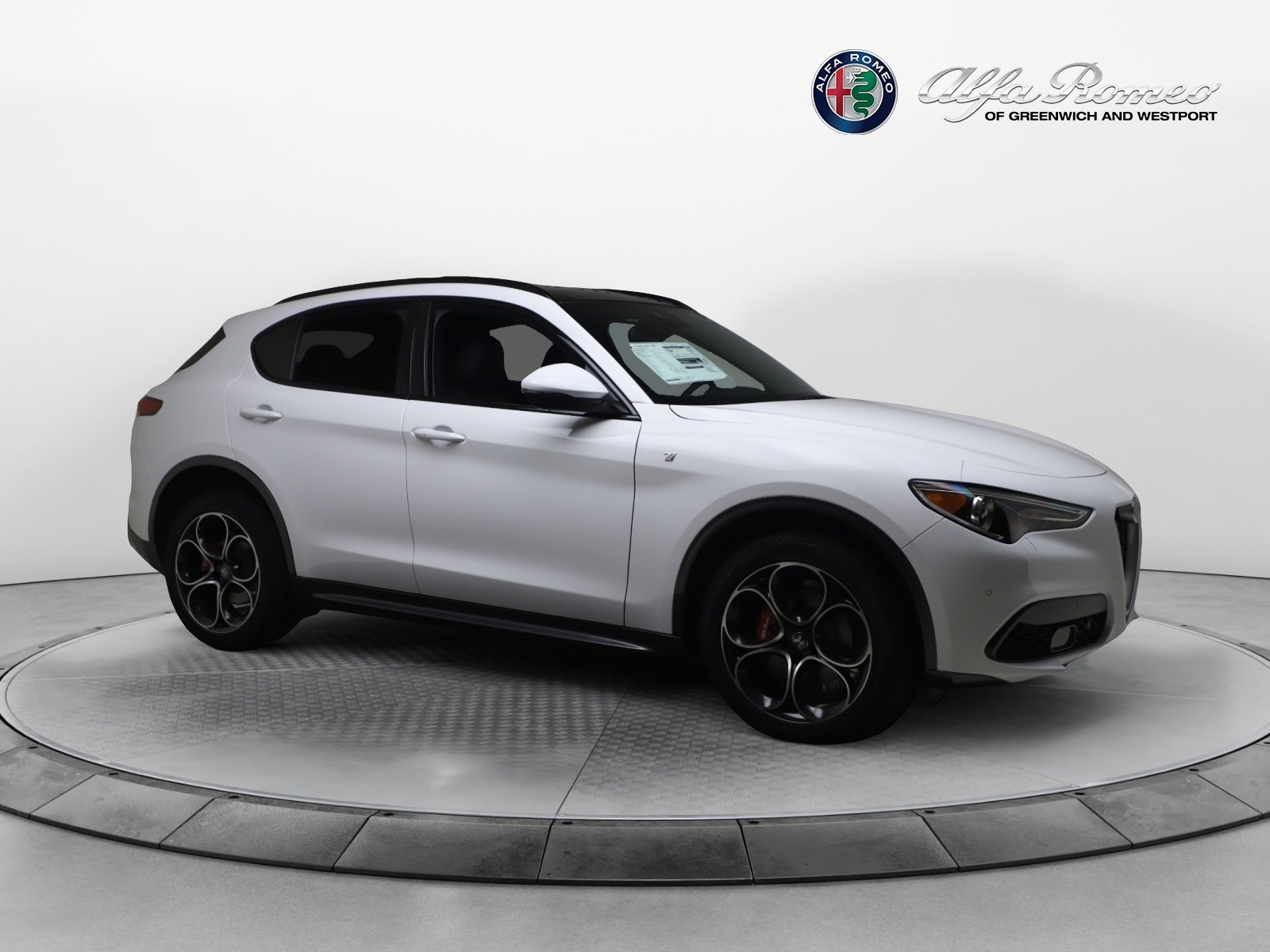 New-2023-Alfa-Romeo-Stelvio-Ti