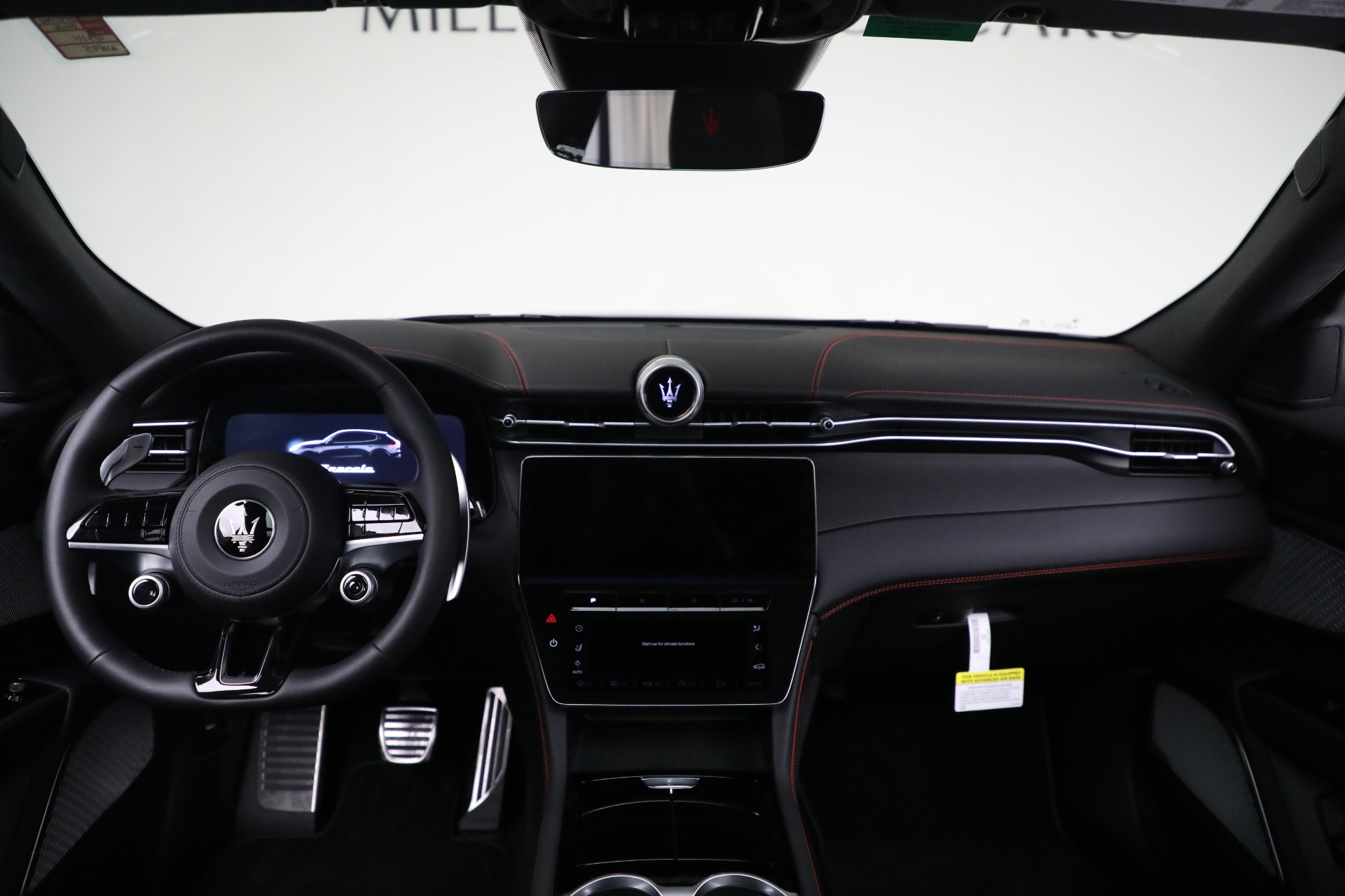 New-2023-Maserati-Grecale-Modena