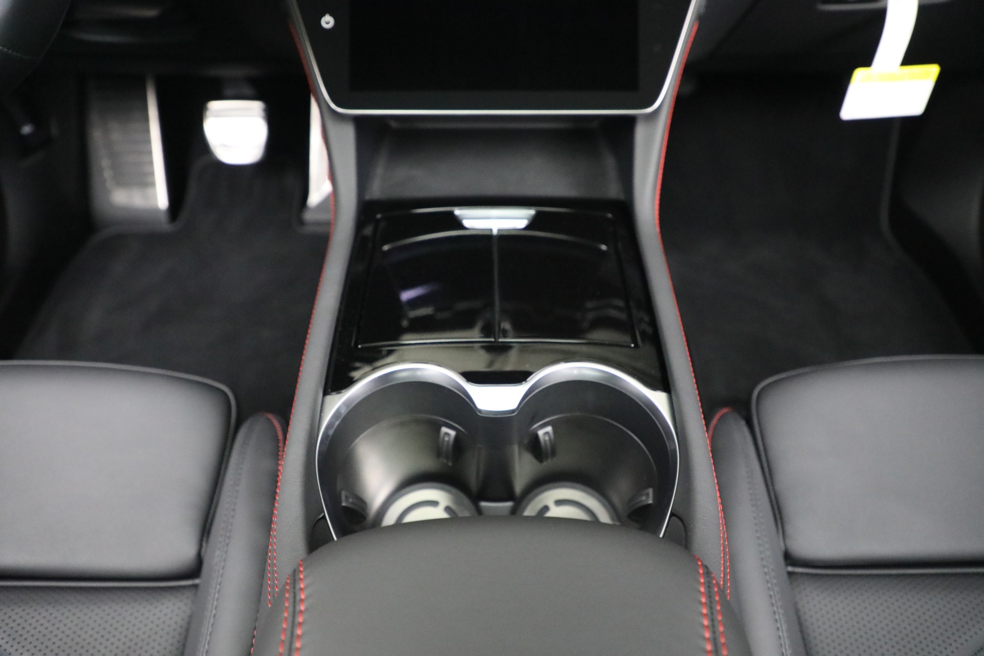 New-2023-Maserati-Grecale-Modena