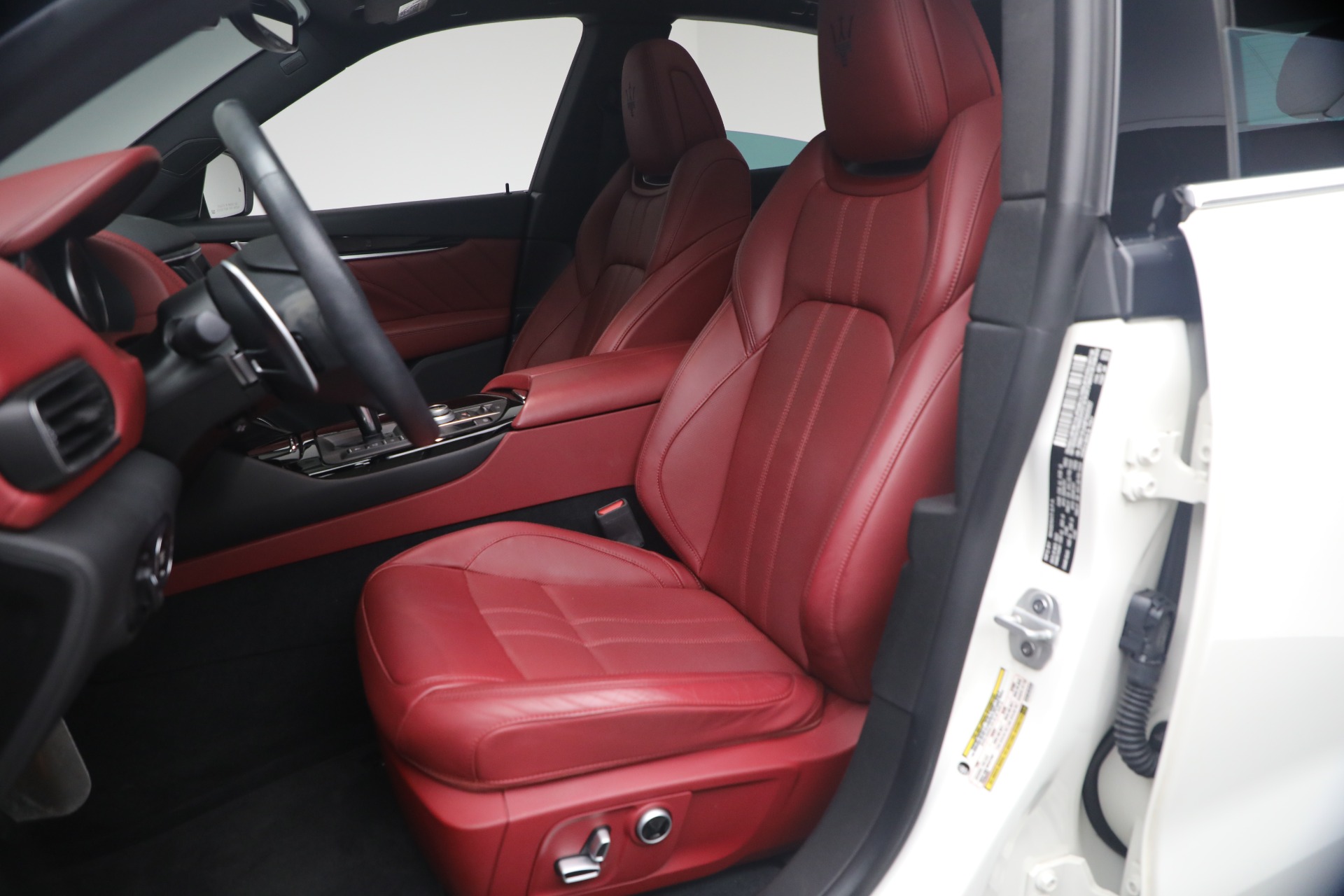 Used-2023-Maserati-Levante-GT