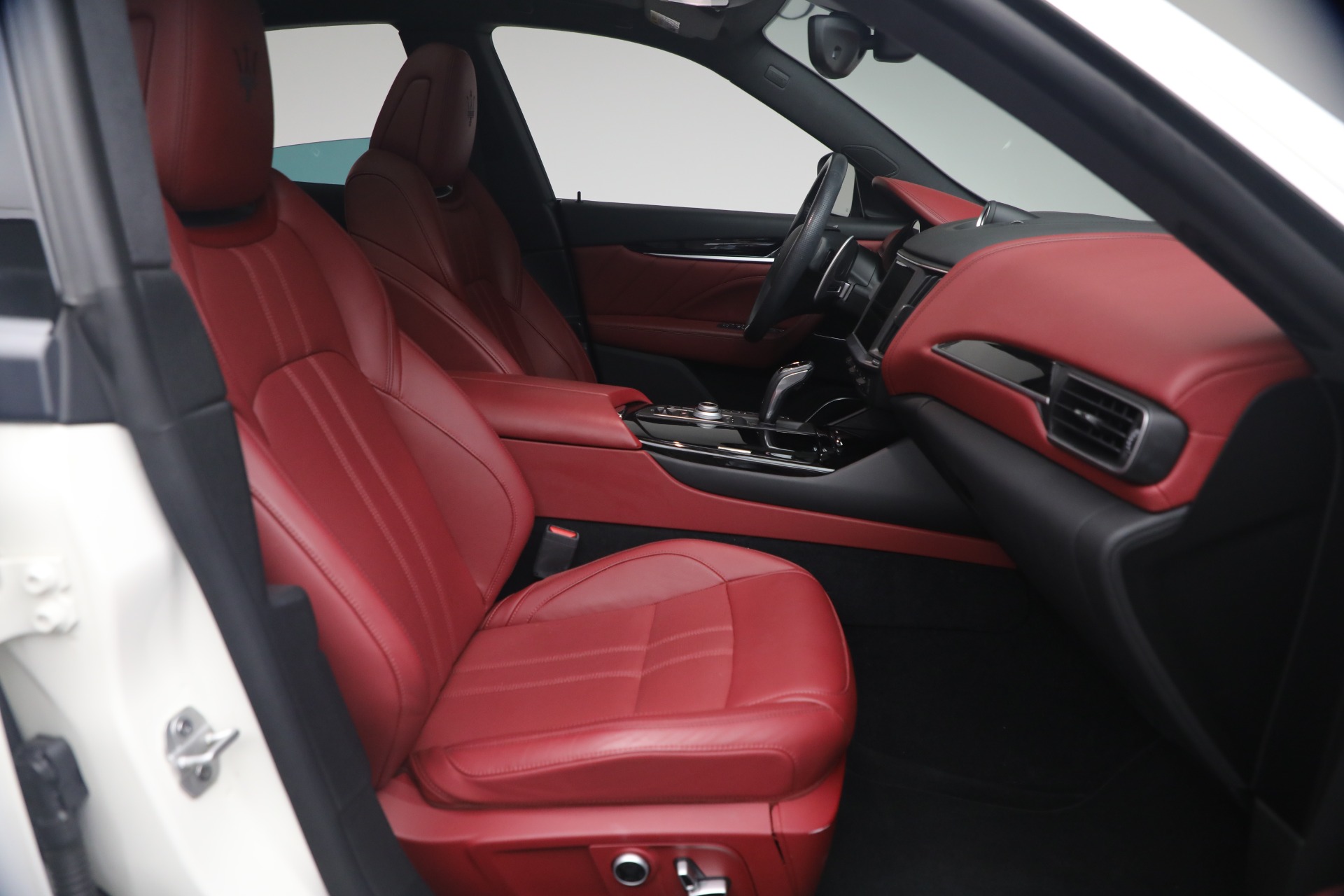 Used-2023-Maserati-Levante-GT