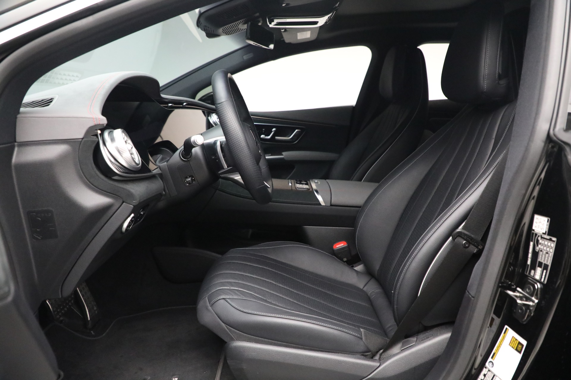 Used-2022-Mercedes-Benz-EQS-EQS-580-4MATIC