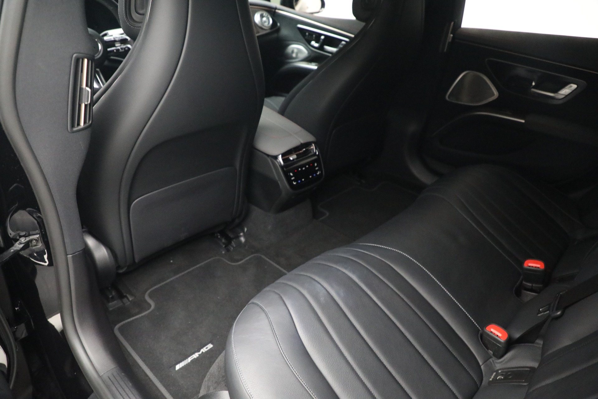 Used-2022-Mercedes-Benz-EQS-EQS-580-4MATIC