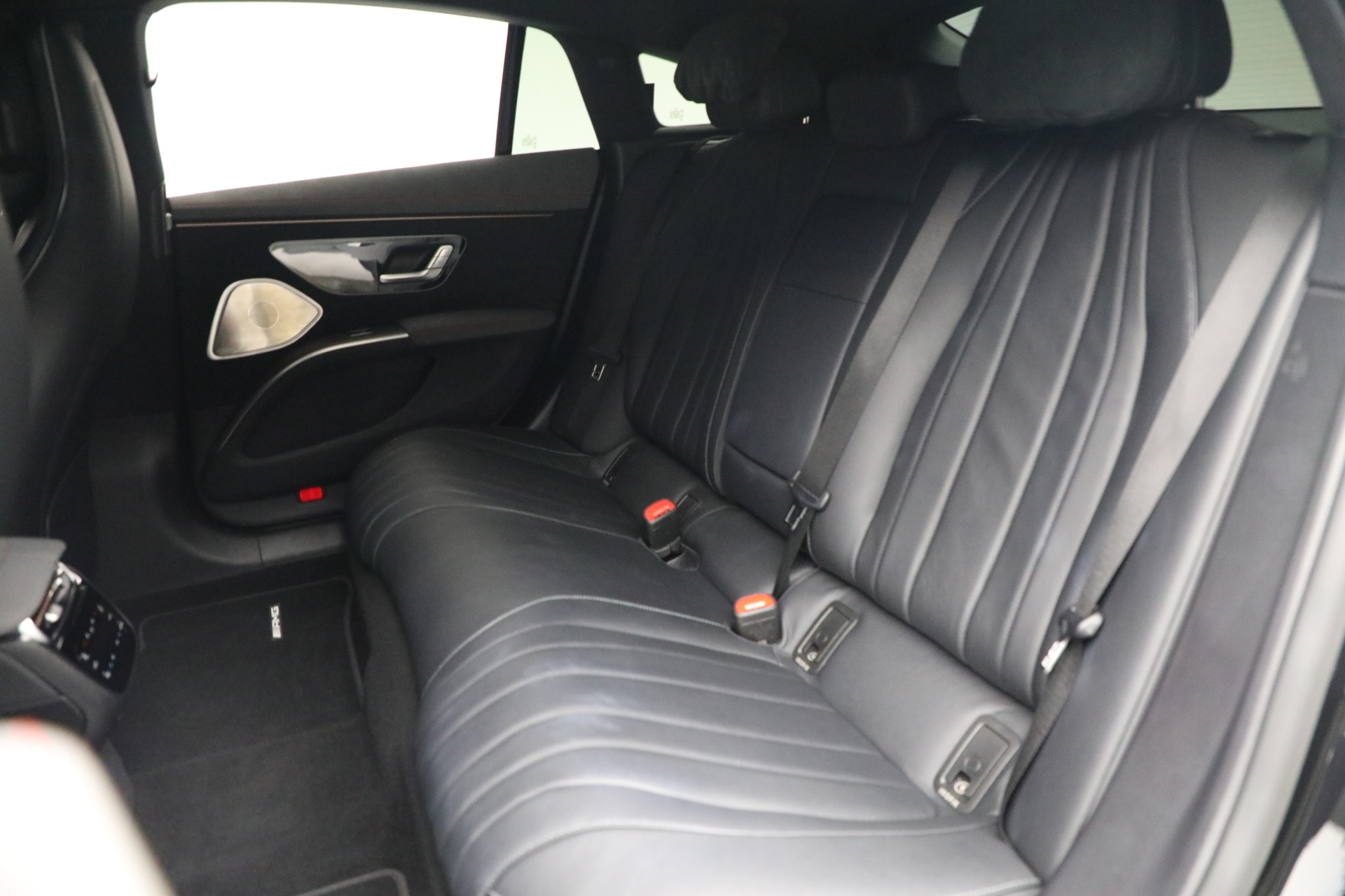 Used-2022-Mercedes-Benz-EQS-EQS-580-4MATIC