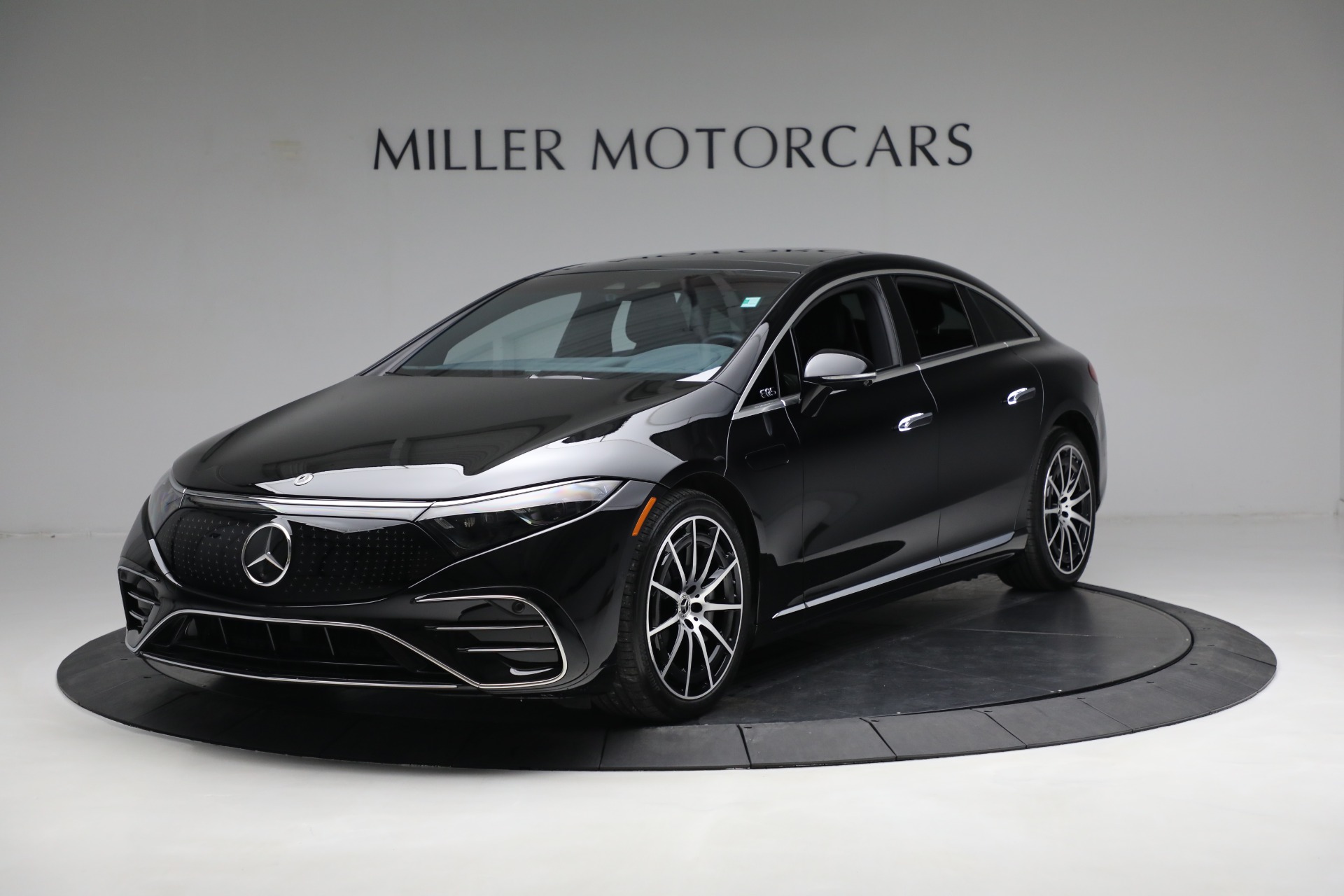 Used-2022-Mercedes-Benz-EQS-EQS-580-4MATIC