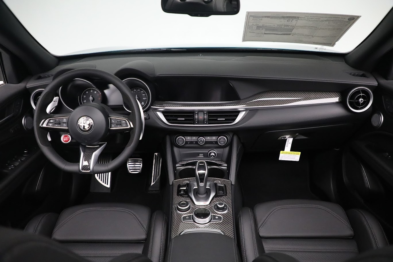 New-2023-Alfa-Romeo-Stelvio-Quadrifoglio