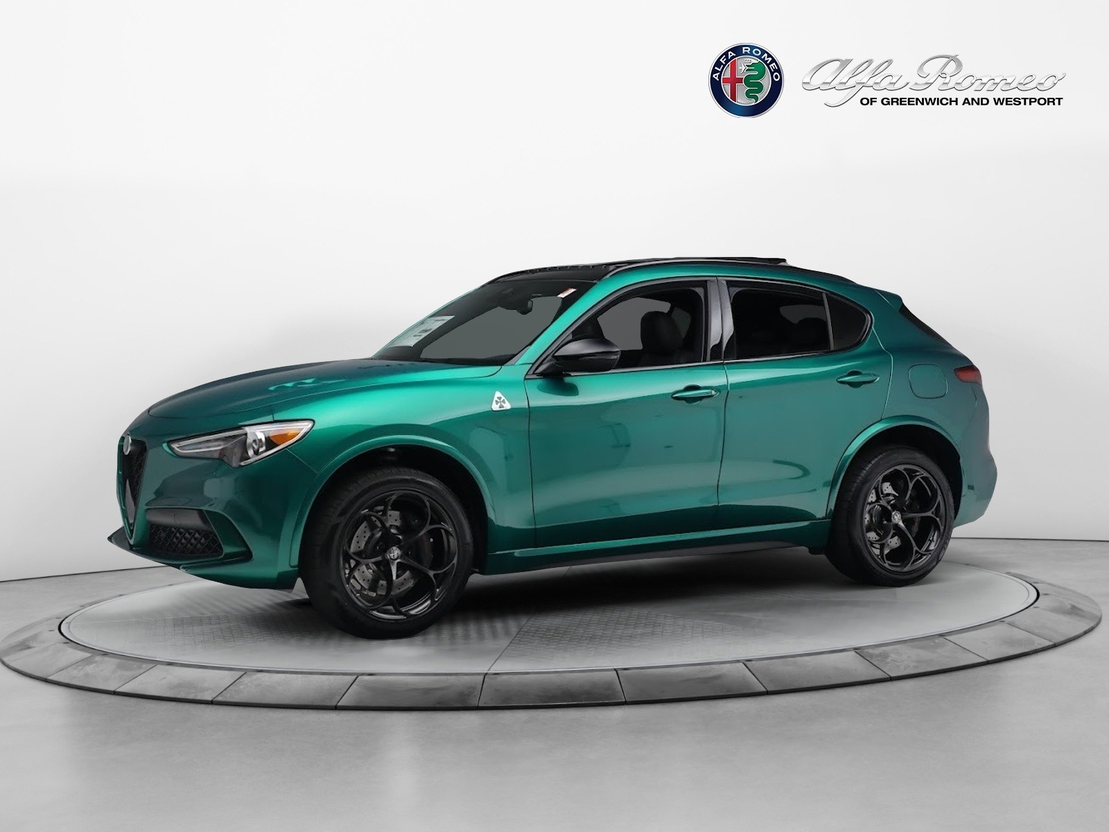 New-2023-Alfa-Romeo-Stelvio-Quadrifoglio