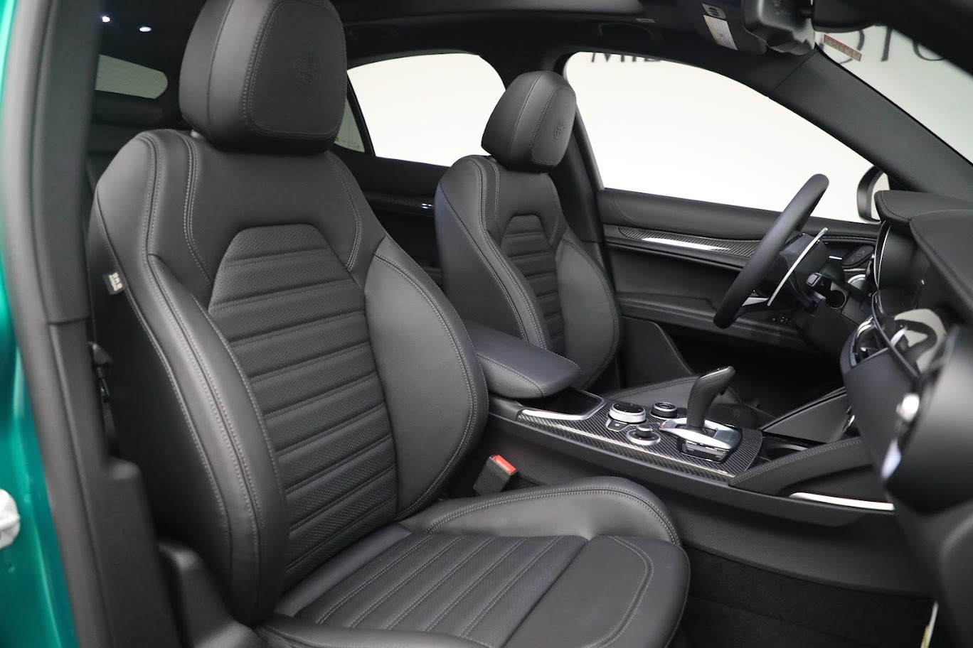 New-2023-Alfa-Romeo-Stelvio-Quadrifoglio