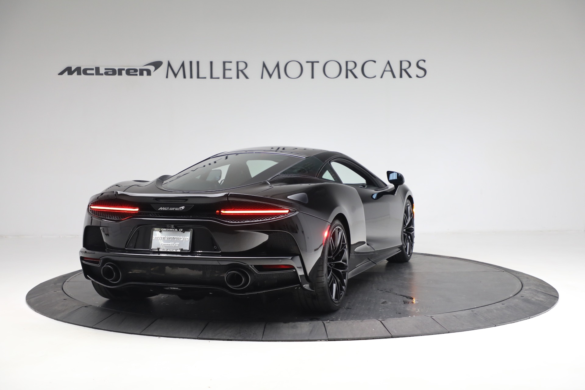 New-2023-McLaren-GT-Luxe