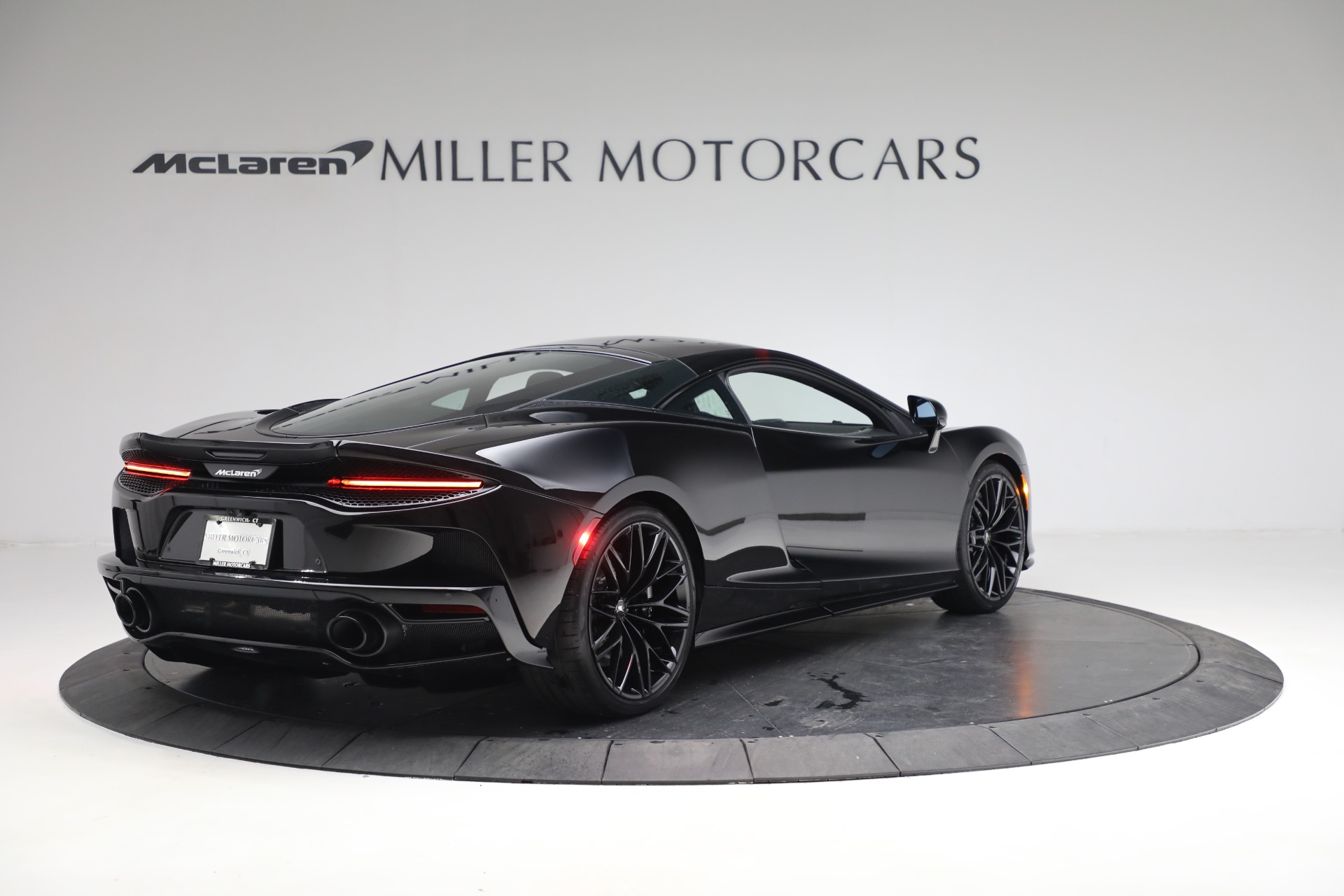 New-2023-McLaren-GT-Luxe