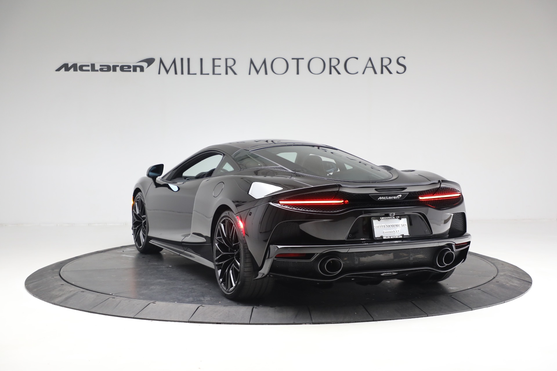 New-2023-McLaren-GT-Luxe
