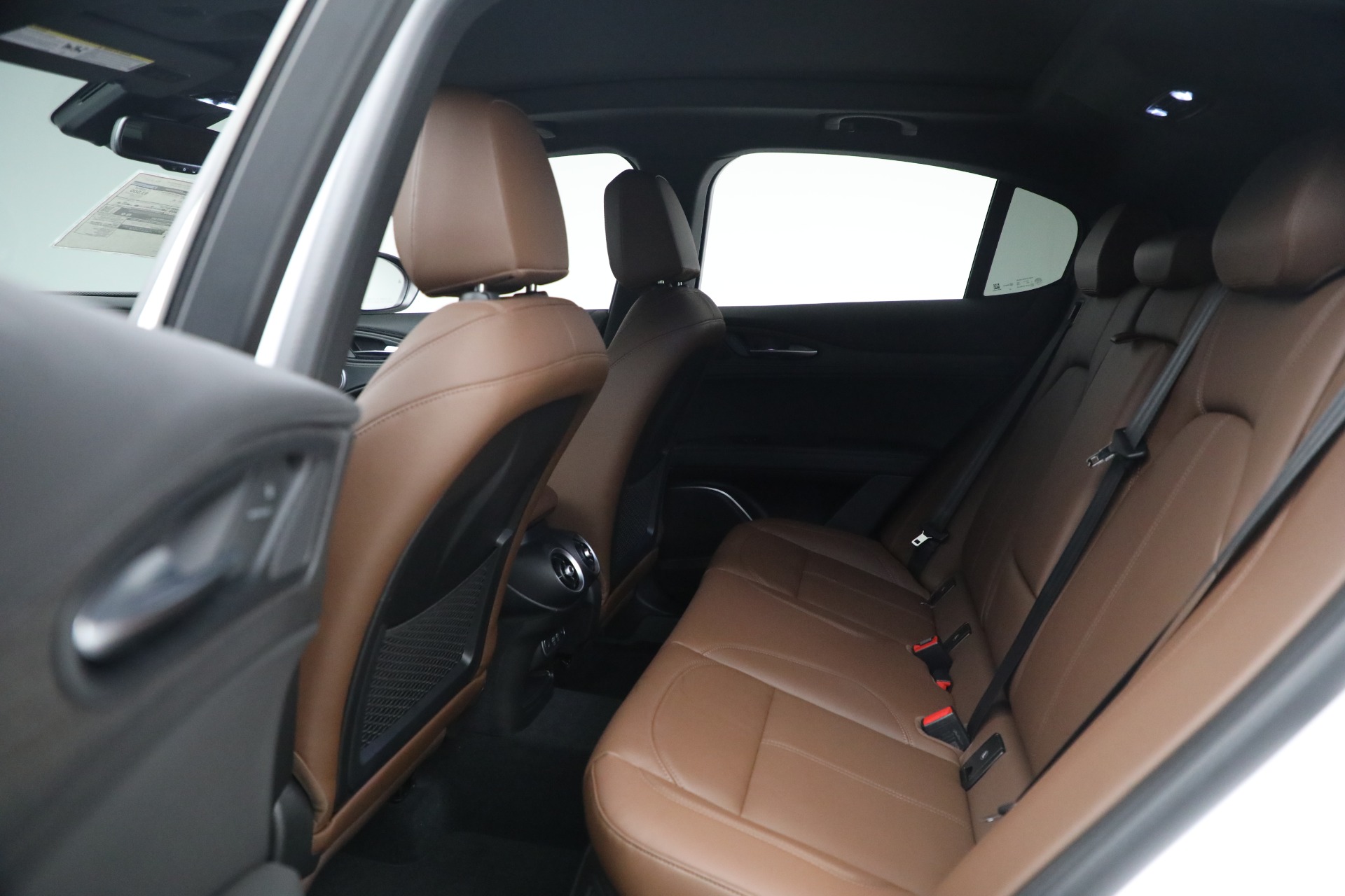 New-2023-Alfa-Romeo-Stelvio-Ti