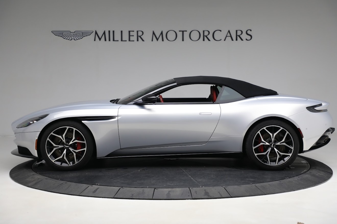 Used-2019-Aston-Martin-DB11-Volante