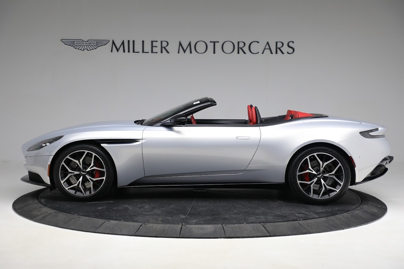 Used-2019-Aston-Martin-DB11-Volante