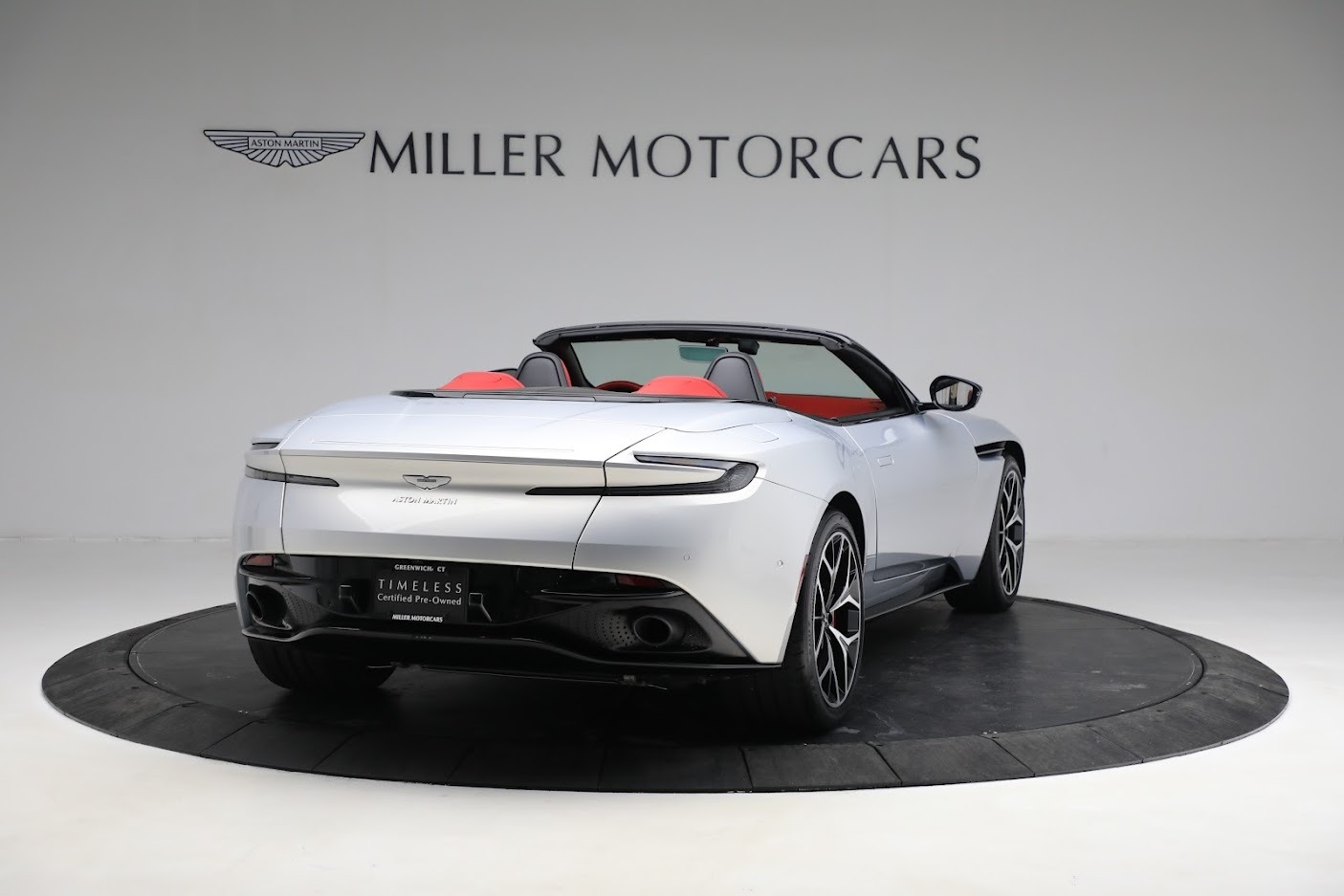 Used-2019-Aston-Martin-DB11-Volante