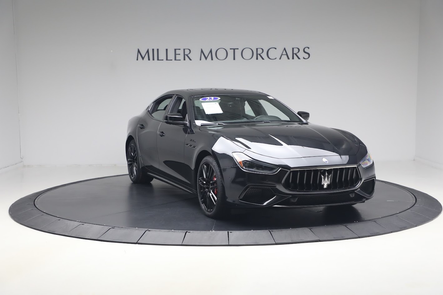 Used-2023-Maserati-Ghibli-Modena-Q4