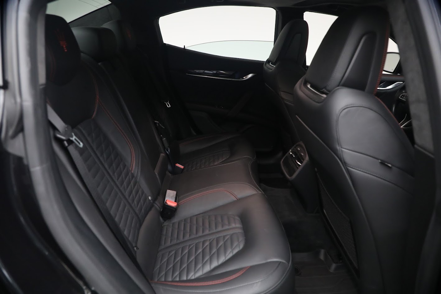 Used-2023-Maserati-Ghibli-Modena-Q4