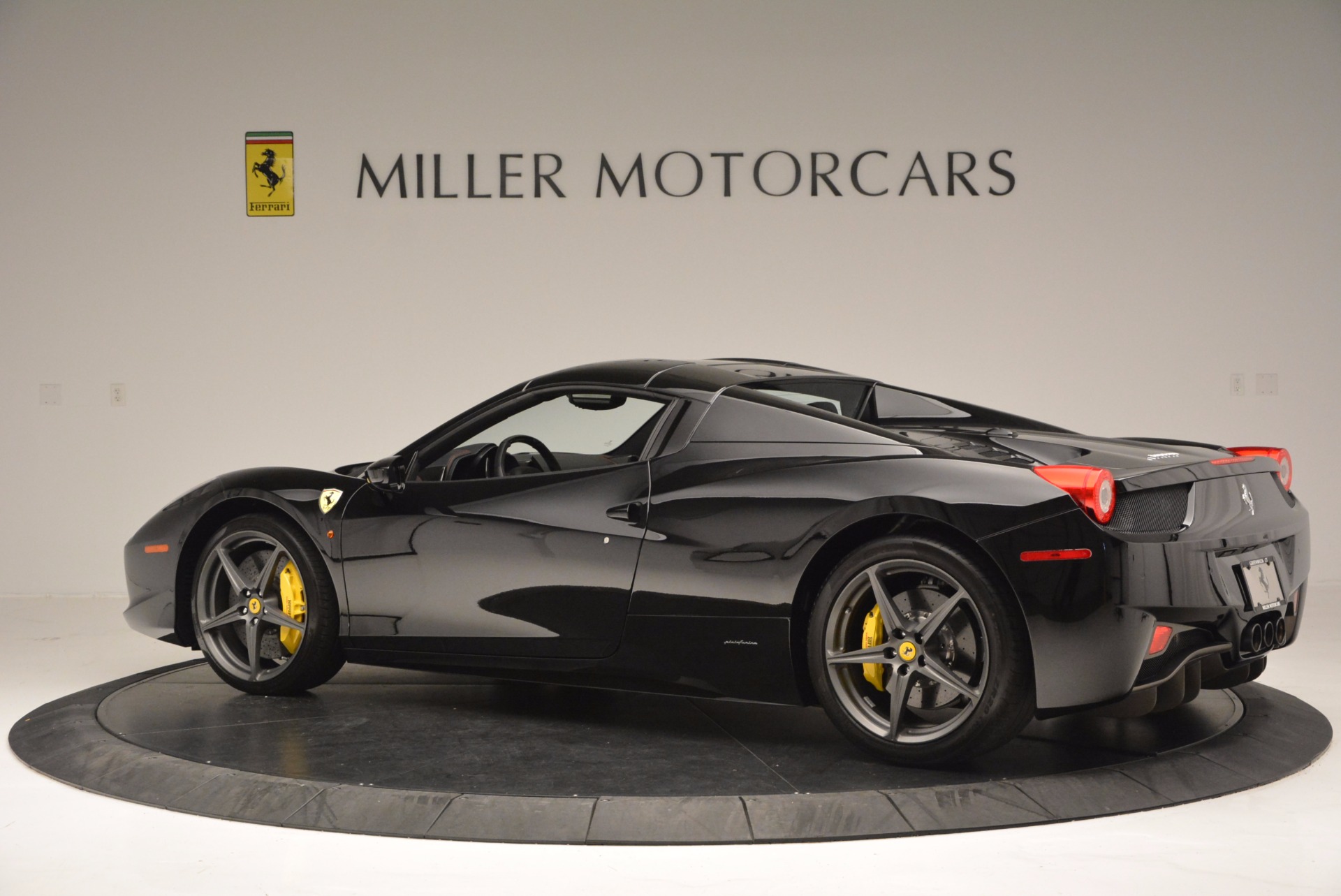 Used-2014-Ferrari-458-Spider