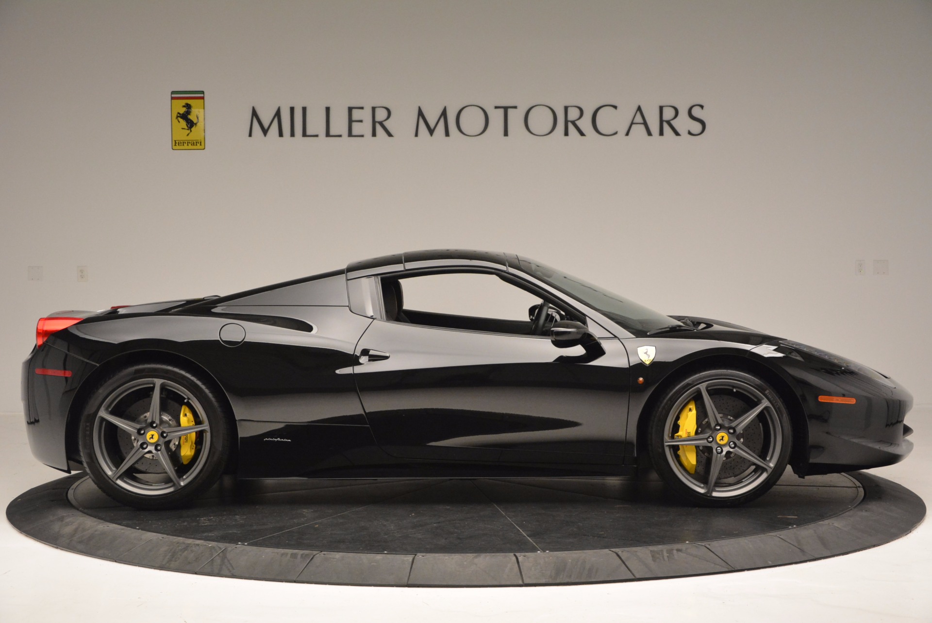 Used-2014-Ferrari-458-Spider