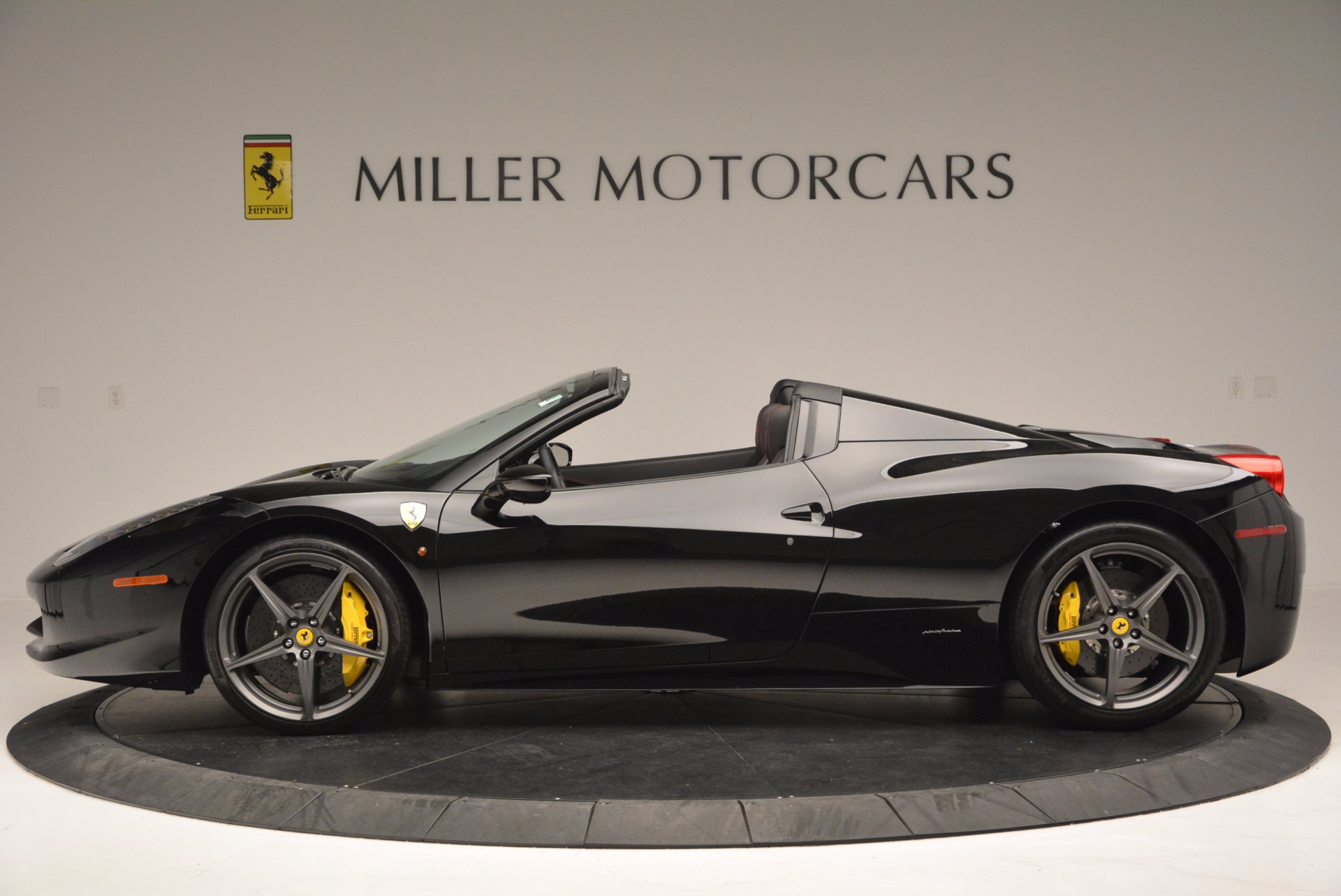 Used-2014-Ferrari-458-Spider