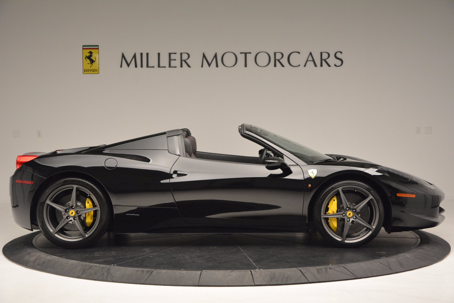 Used-2014-Ferrari-458-Spider