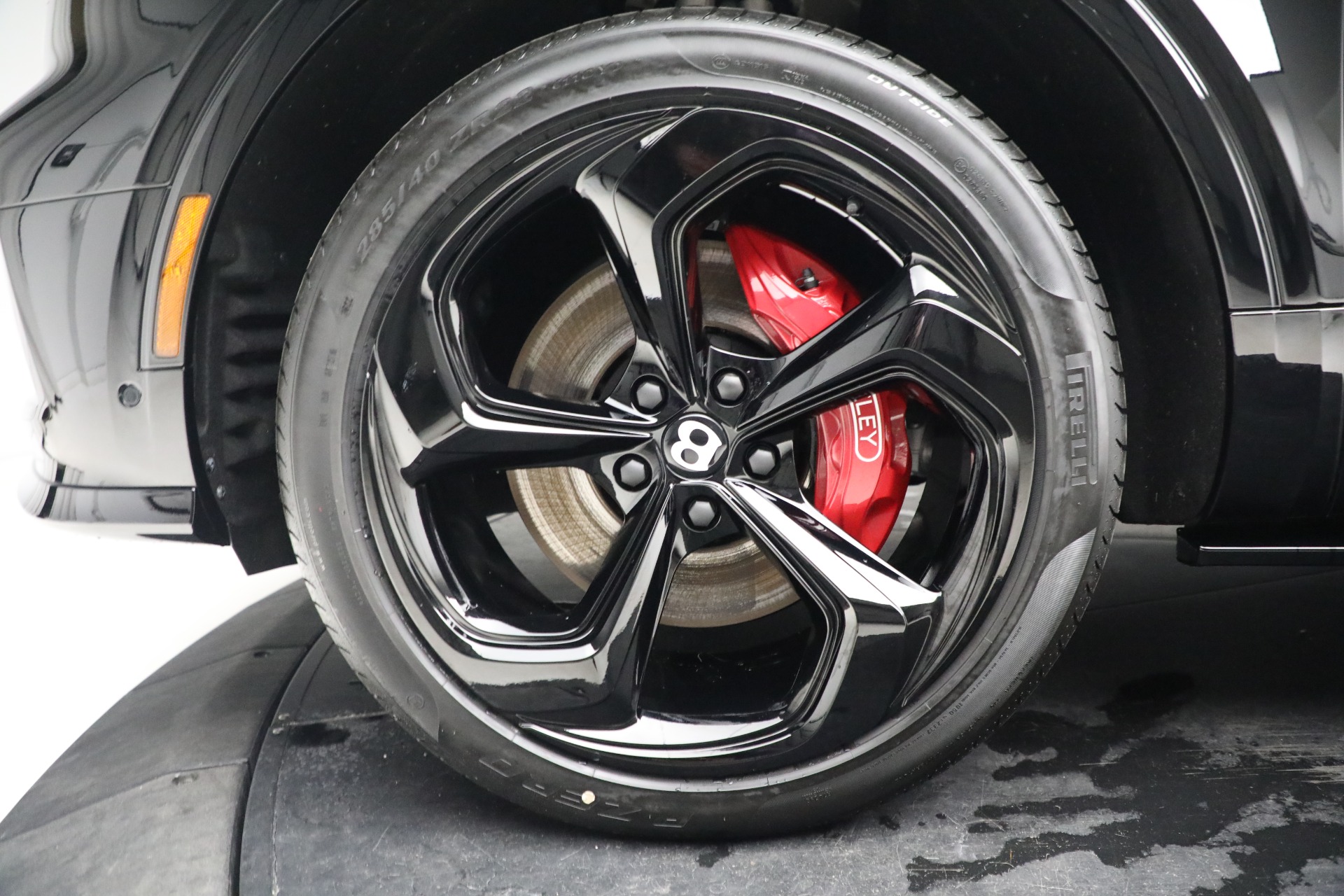 New-2023-Bentley-Bentayga-S-V8