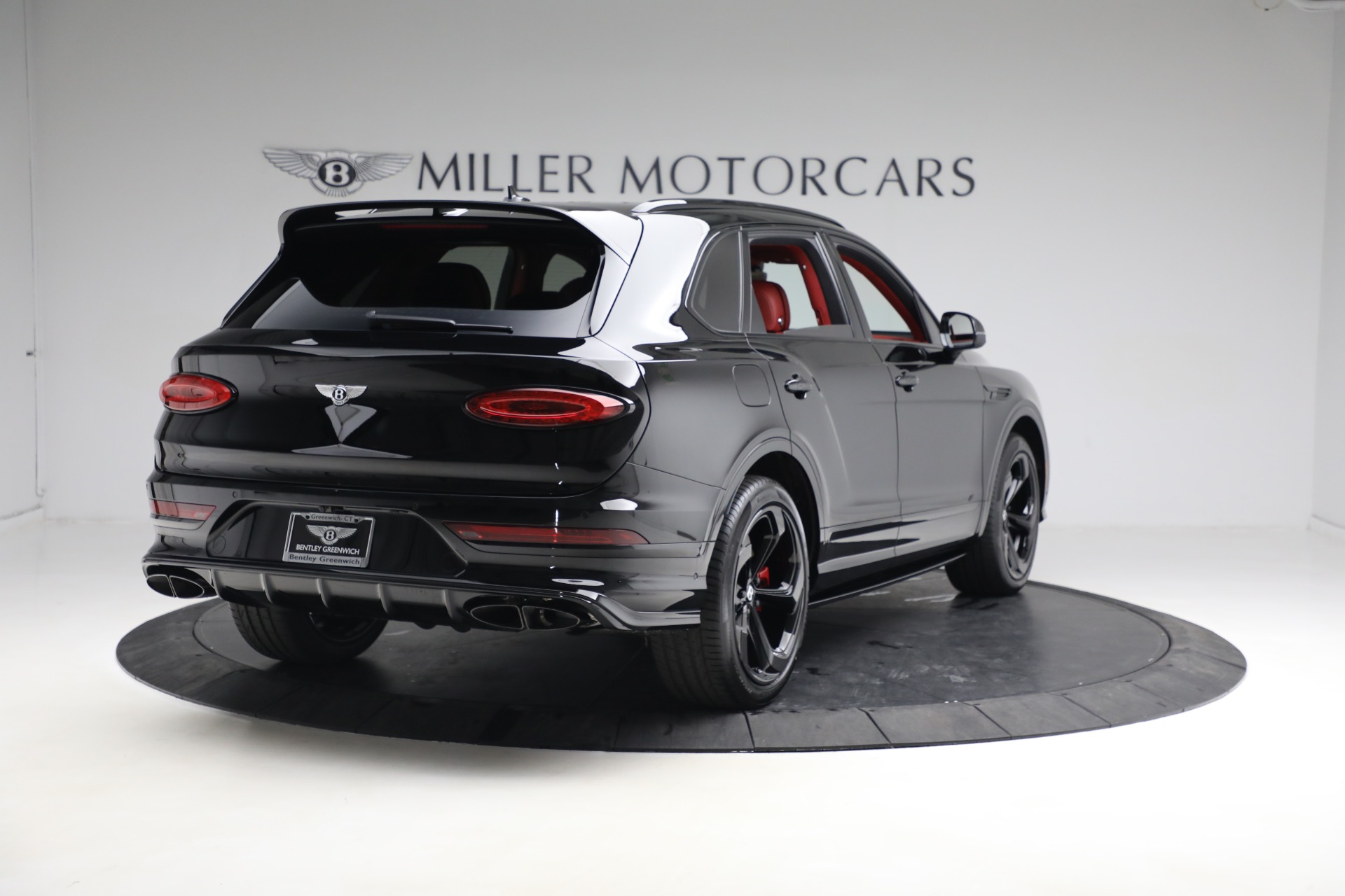 New-2023-Bentley-Bentayga-S-V8