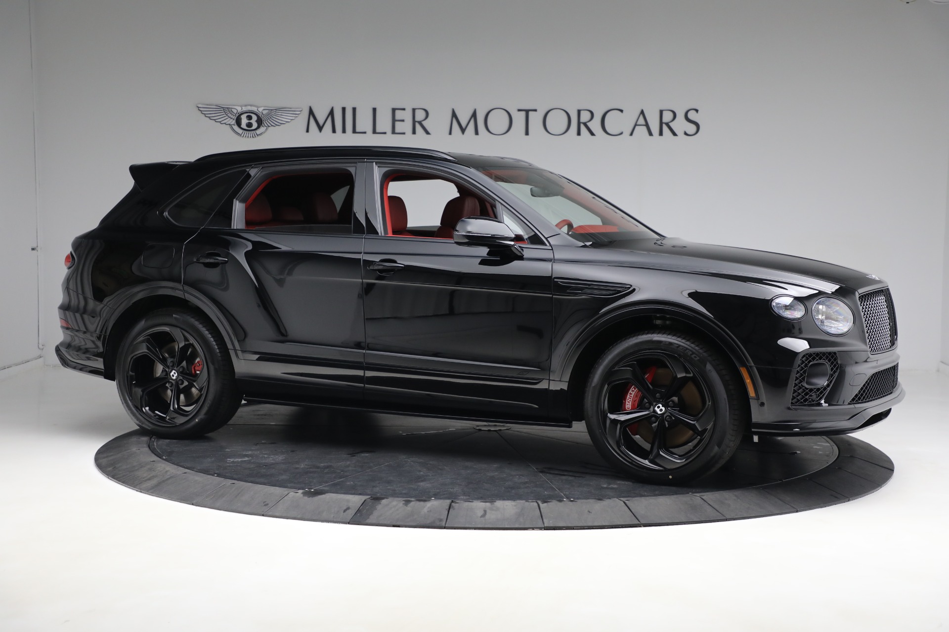 New-2023-Bentley-Bentayga-S-V8