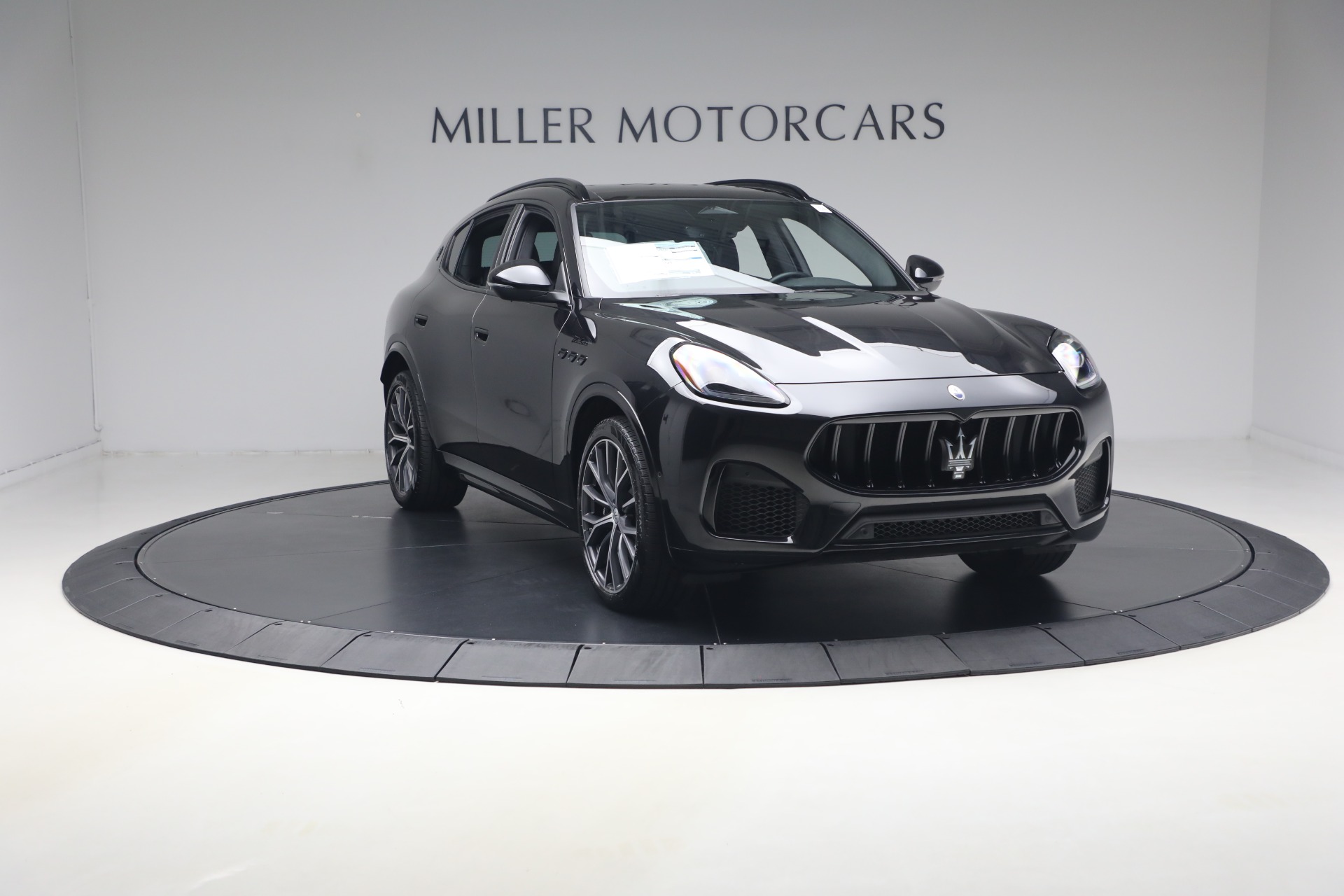 Used-2023-Maserati-Grecale-GT
