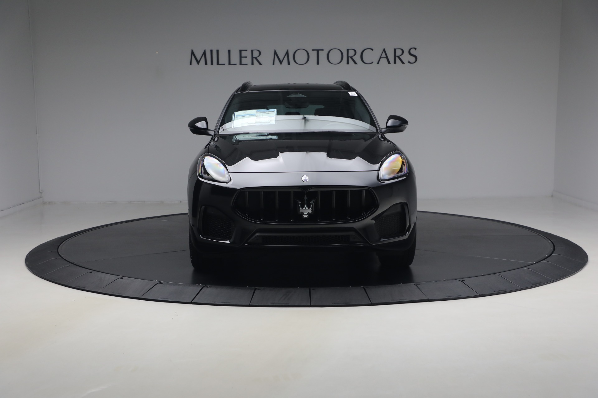 Used-2023-Maserati-Grecale-GT