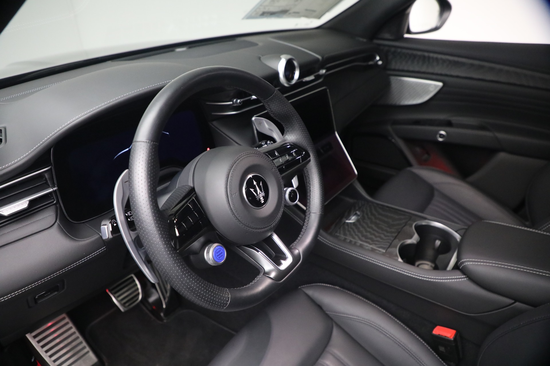 Used-2023-Maserati-Grecale-GT