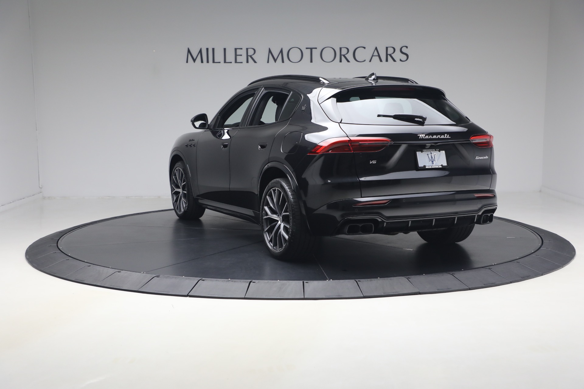 Used-2023-Maserati-Grecale-GT