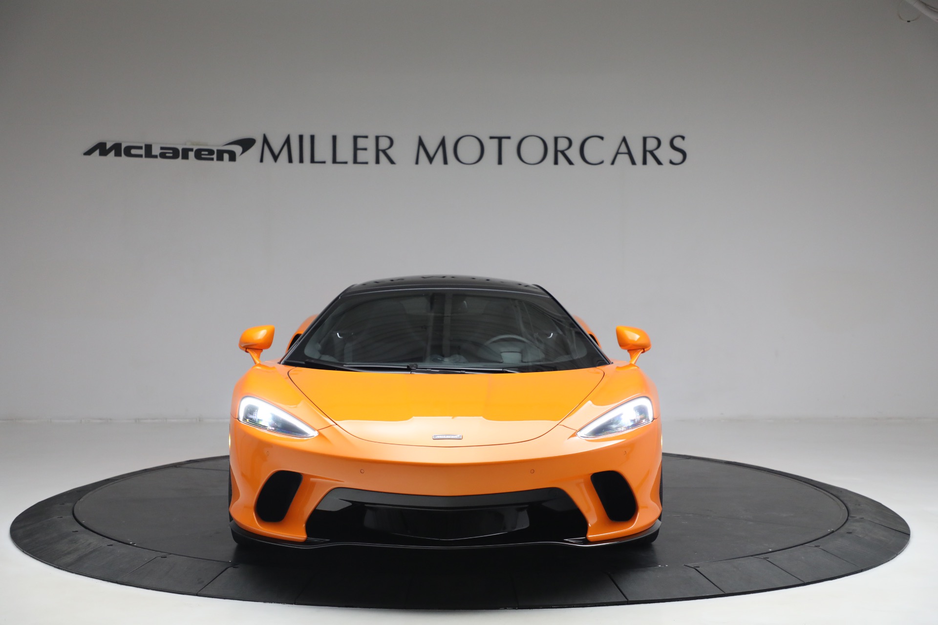 Used-2021-McLaren-GT-Luxe