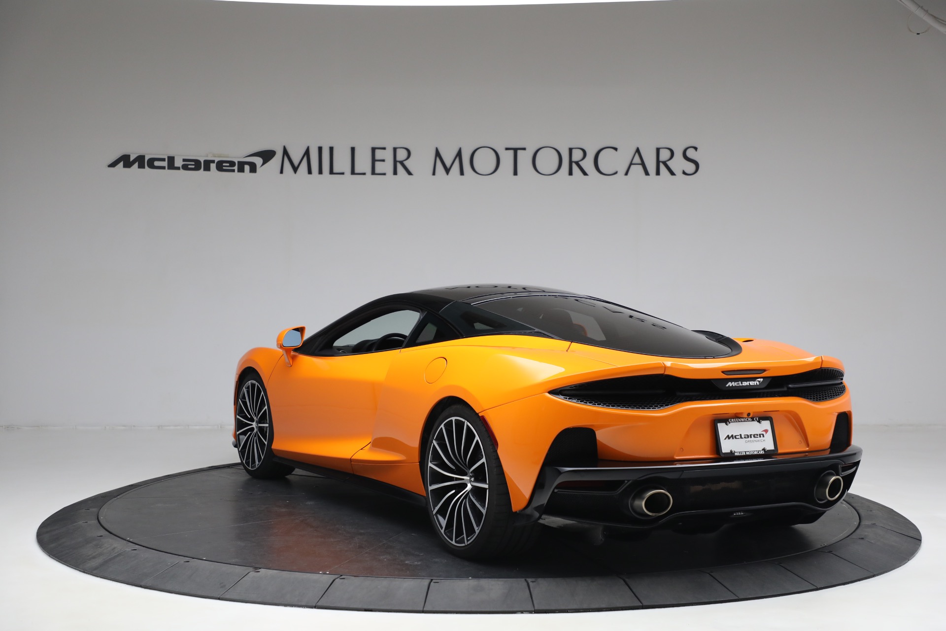 Used-2021-McLaren-GT-Luxe