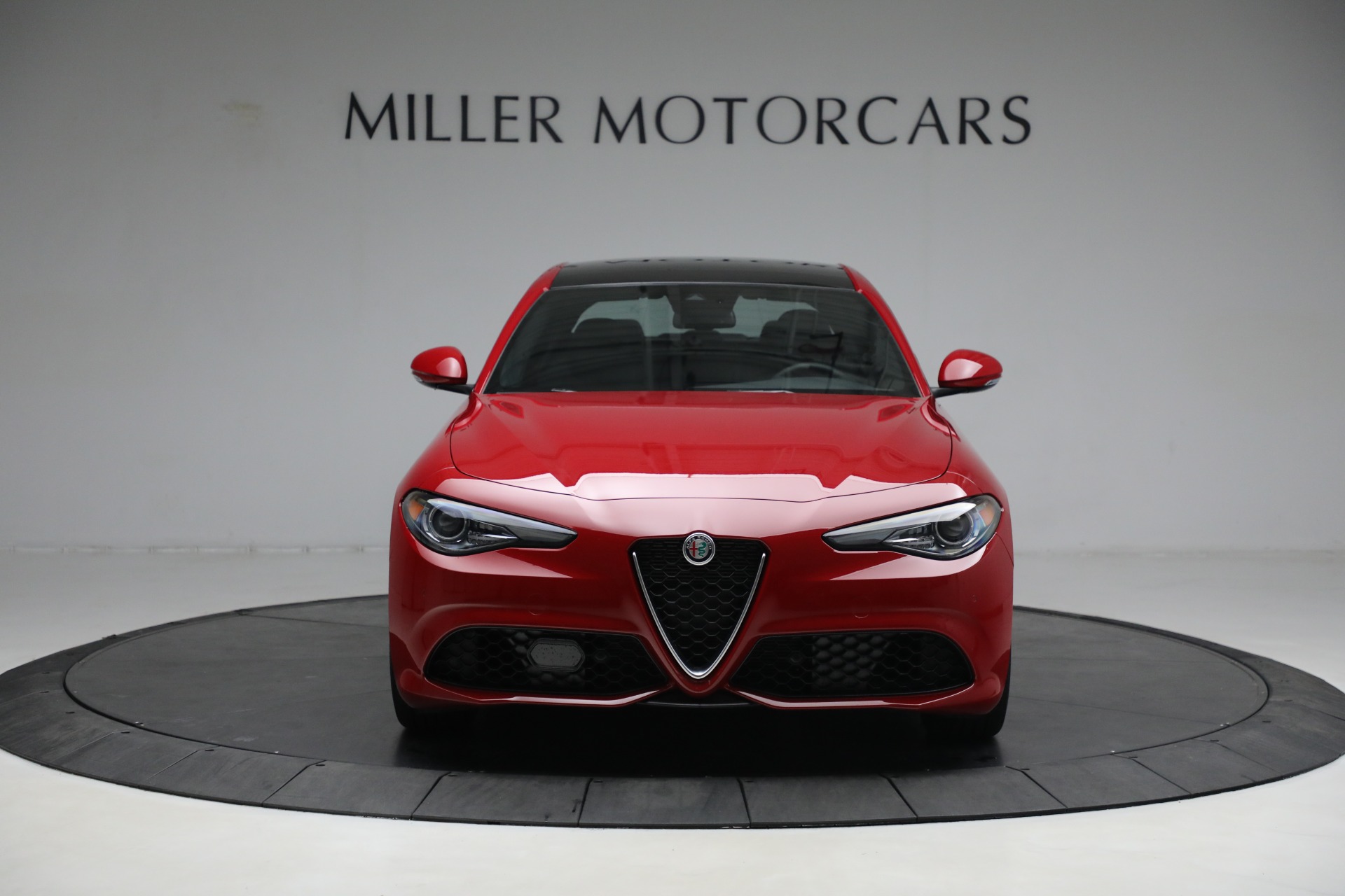New-2023-Alfa-Romeo-Giulia-Ti