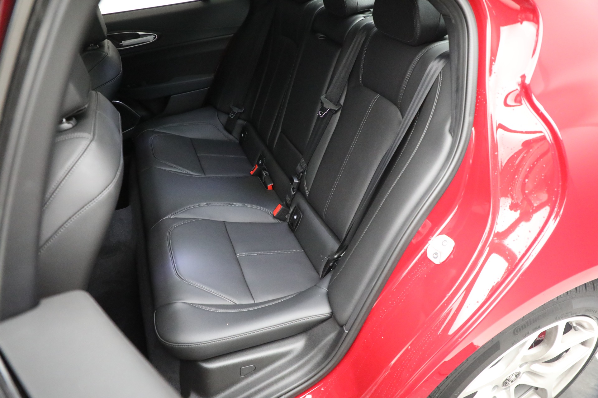 New-2023-Alfa-Romeo-Giulia-Ti